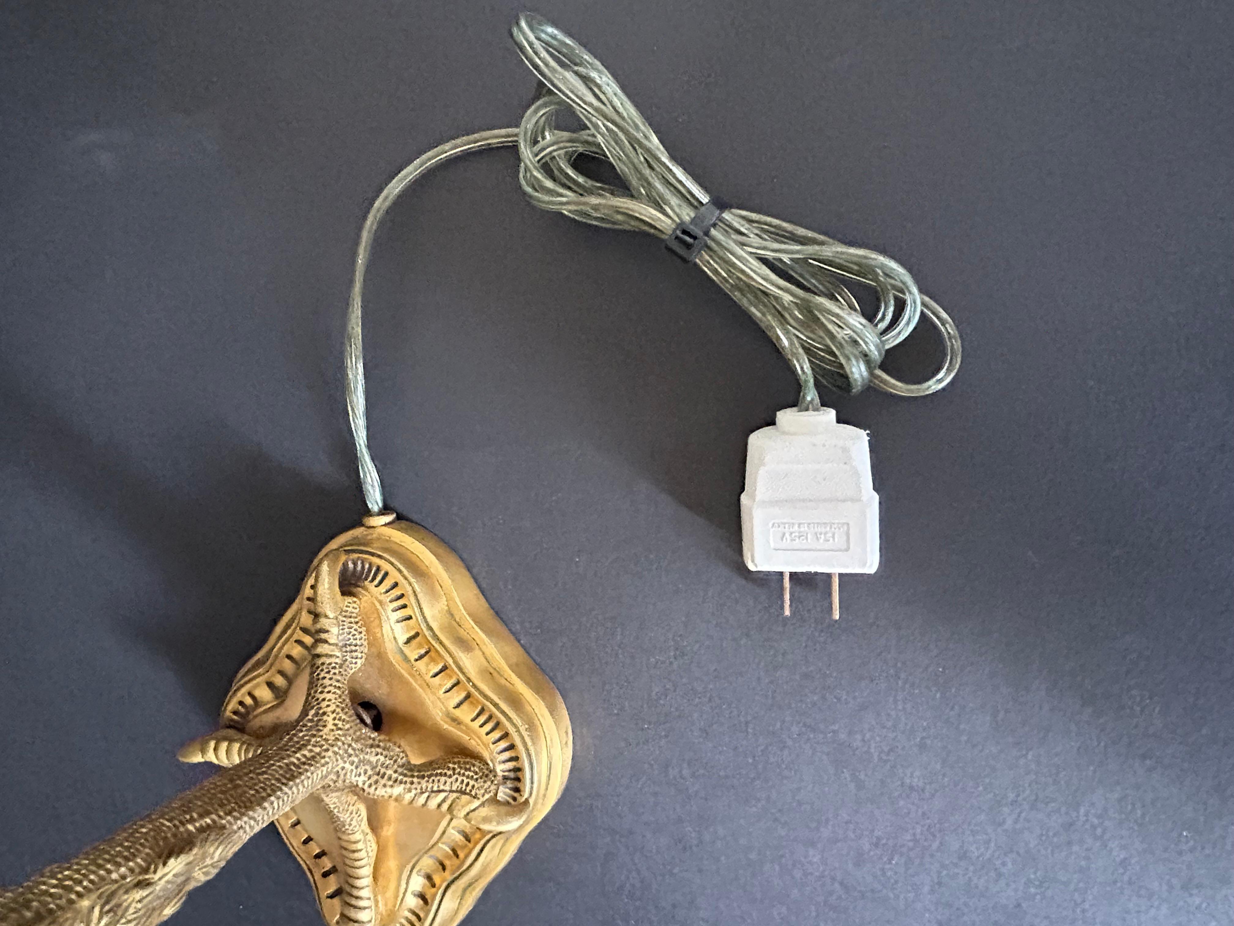 Gilt Bronze Table Lamp, 19th Century For Sale 14