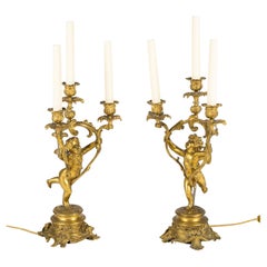 Lampes de table à trois bras en bronze doré