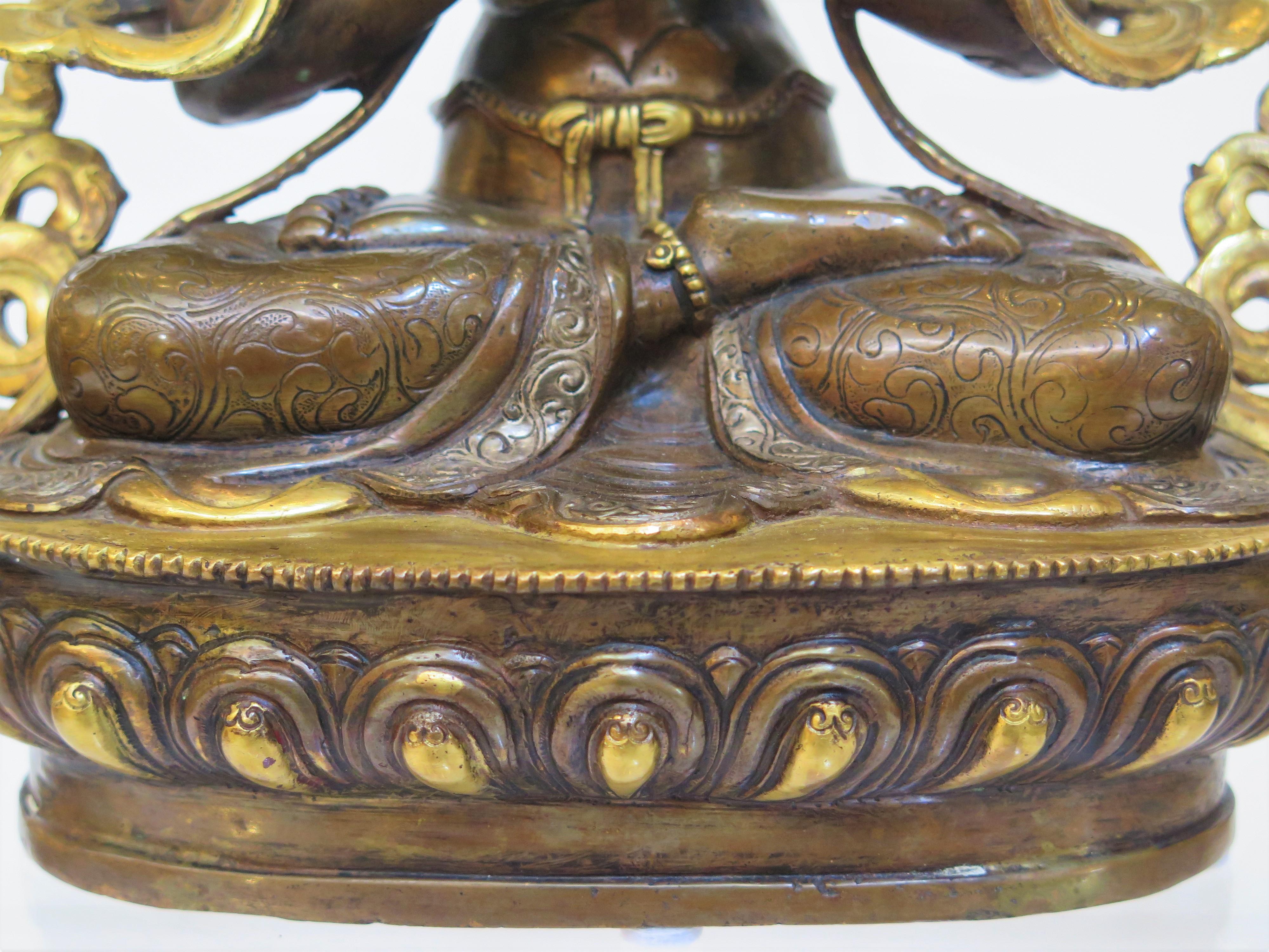Gilt Bronze Tibetan Buddhist Deity Chenrezig 'Four-Armed Avalokiteshvara' For Sale 2