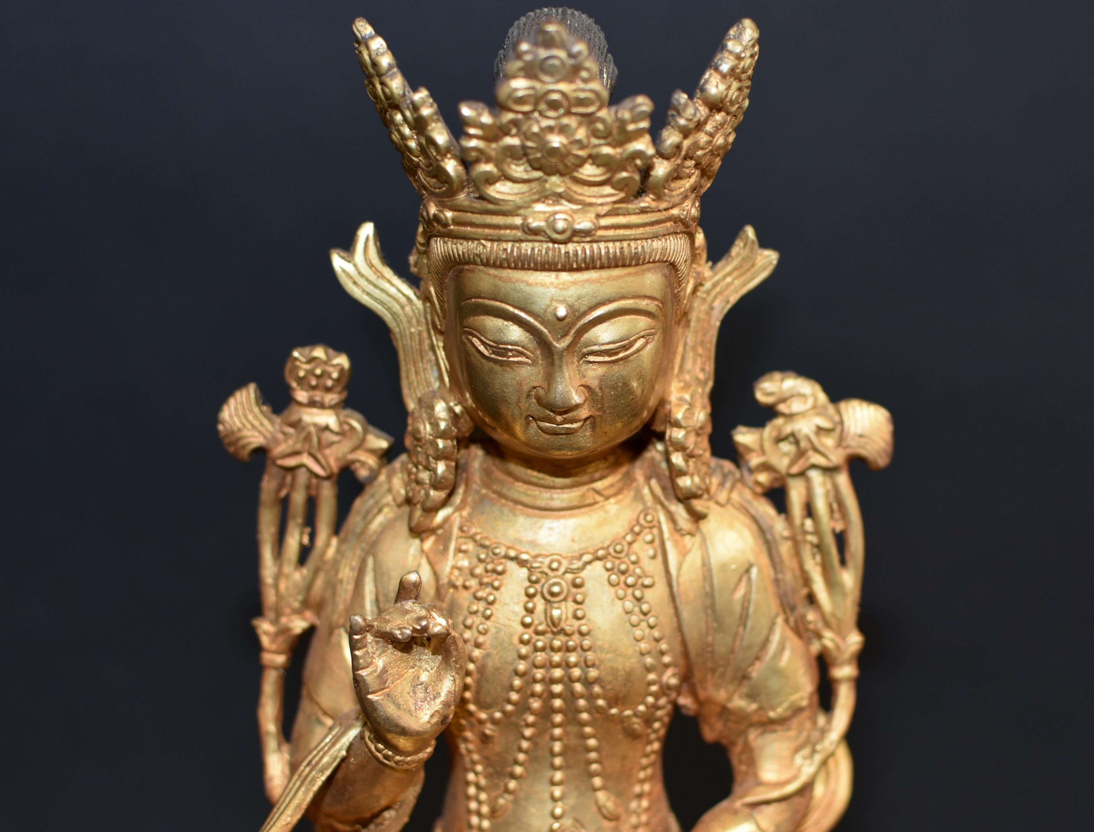 Tibetische vergoldete Bronze Tibetische weiße Tara auf hohem Sockel, 10 lb im Angebot 9