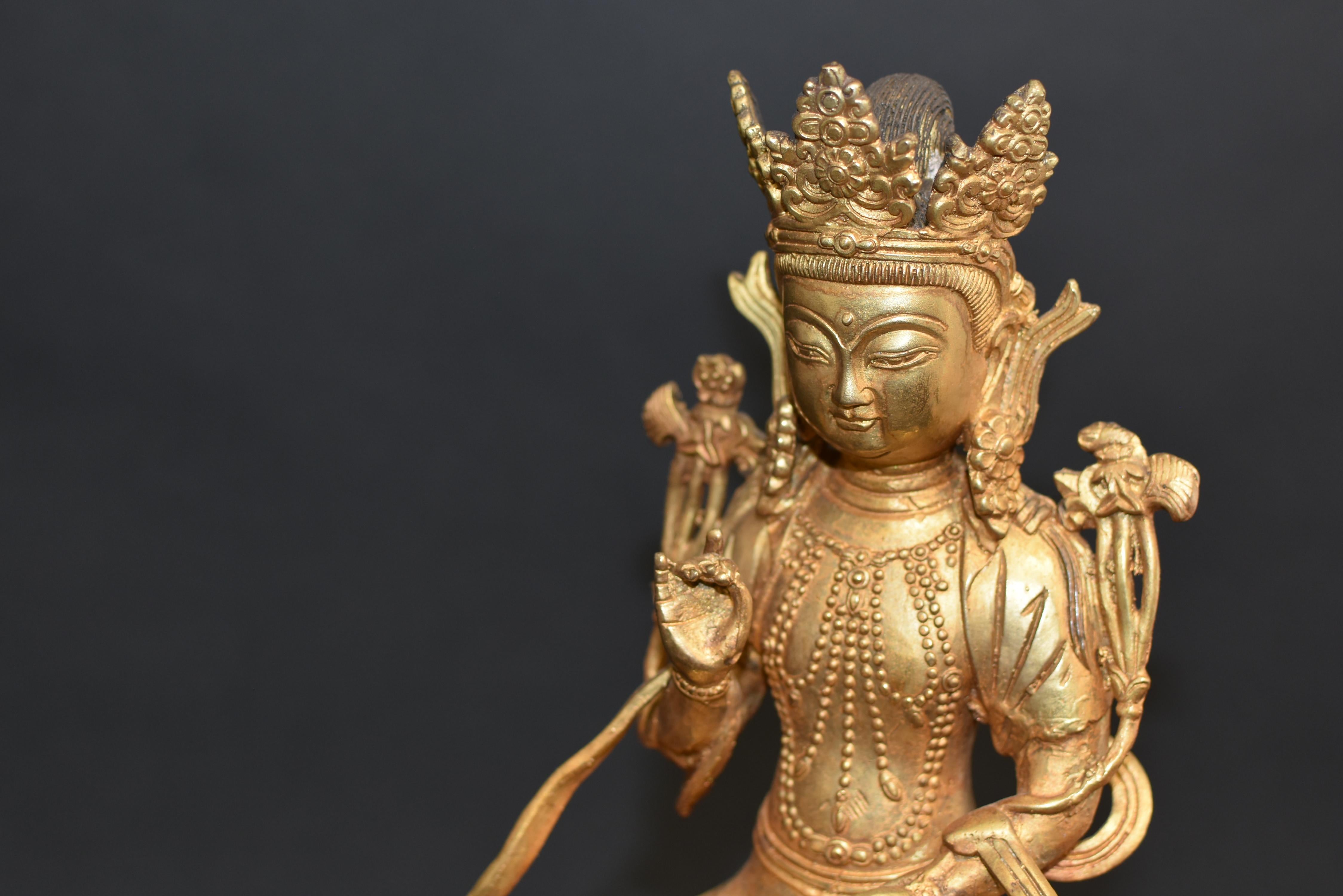 Tibetische vergoldete Bronze Tibetische weiße Tara auf hohem Sockel, 10 lb im Angebot 12