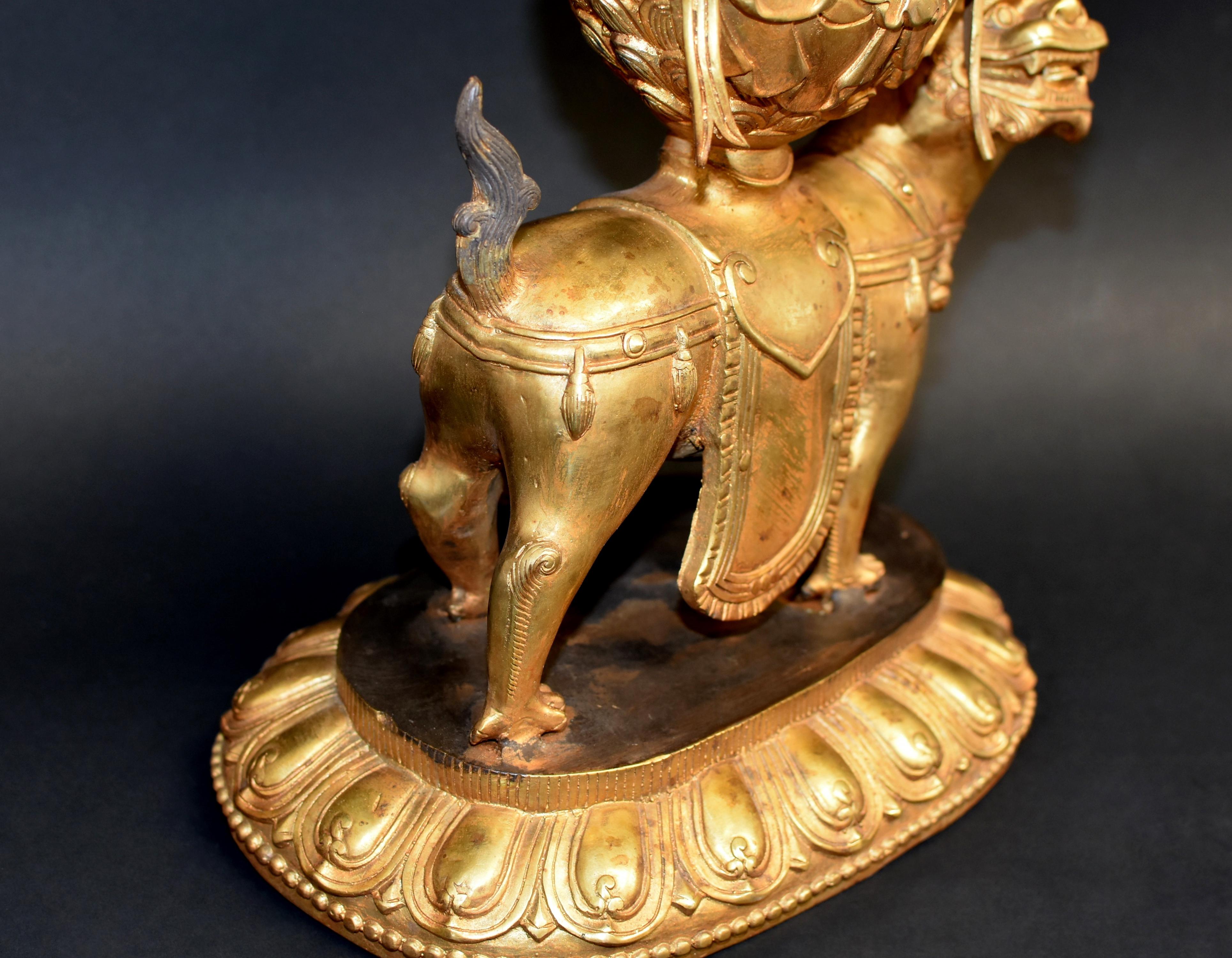 Tibetische vergoldete Bronze Tibetische weiße Tara auf hohem Sockel, 10 lb im Angebot 5