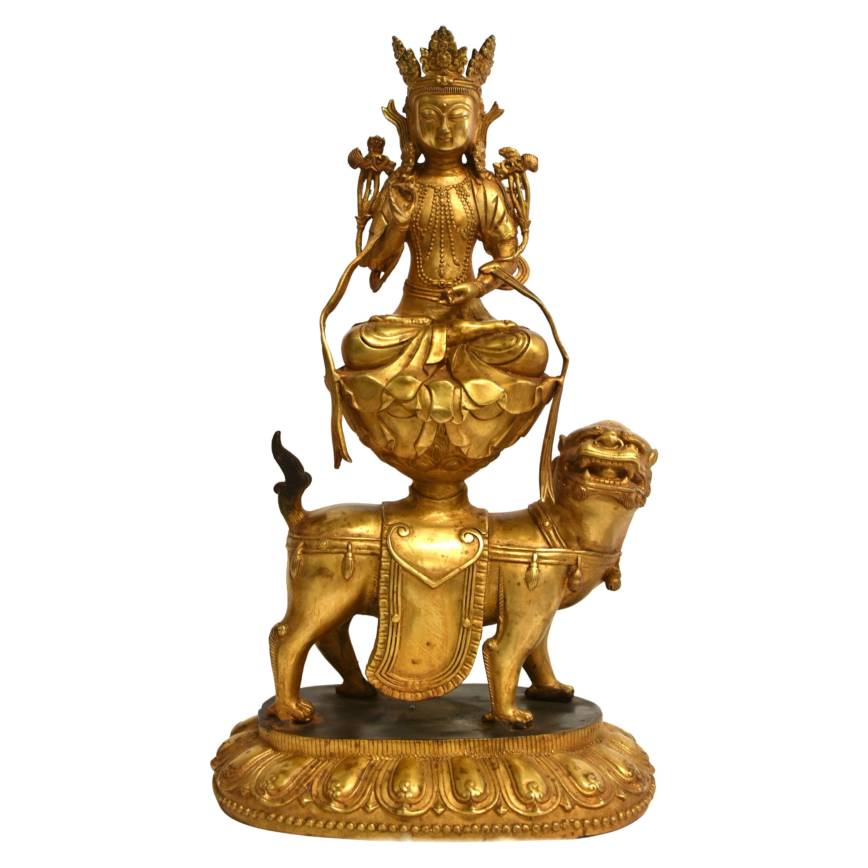 Tibetische vergoldete Bronze Tibetische weiße Tara auf hohem Sockel, 10 lb im Angebot