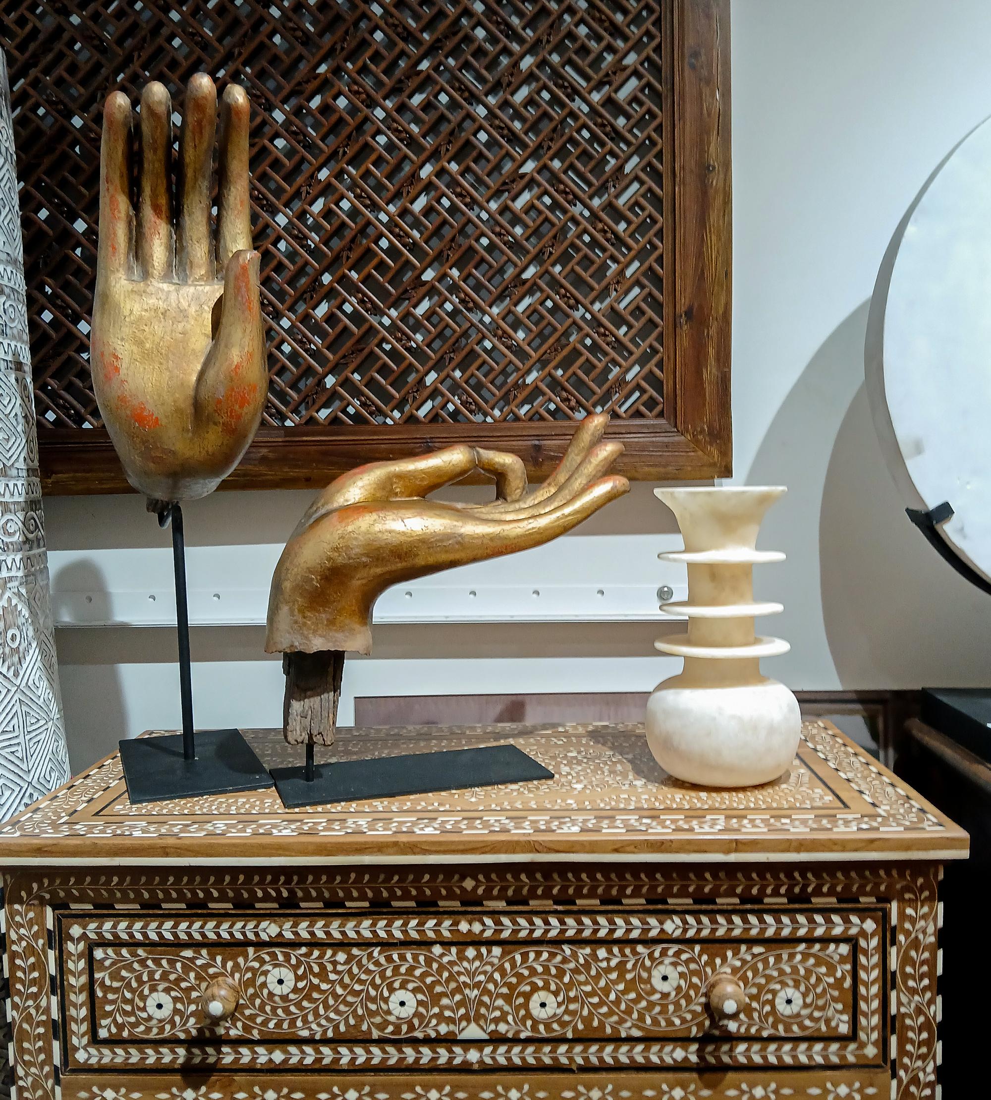 Mains de bouddha dorées, fin du 19e siècle en vente 12