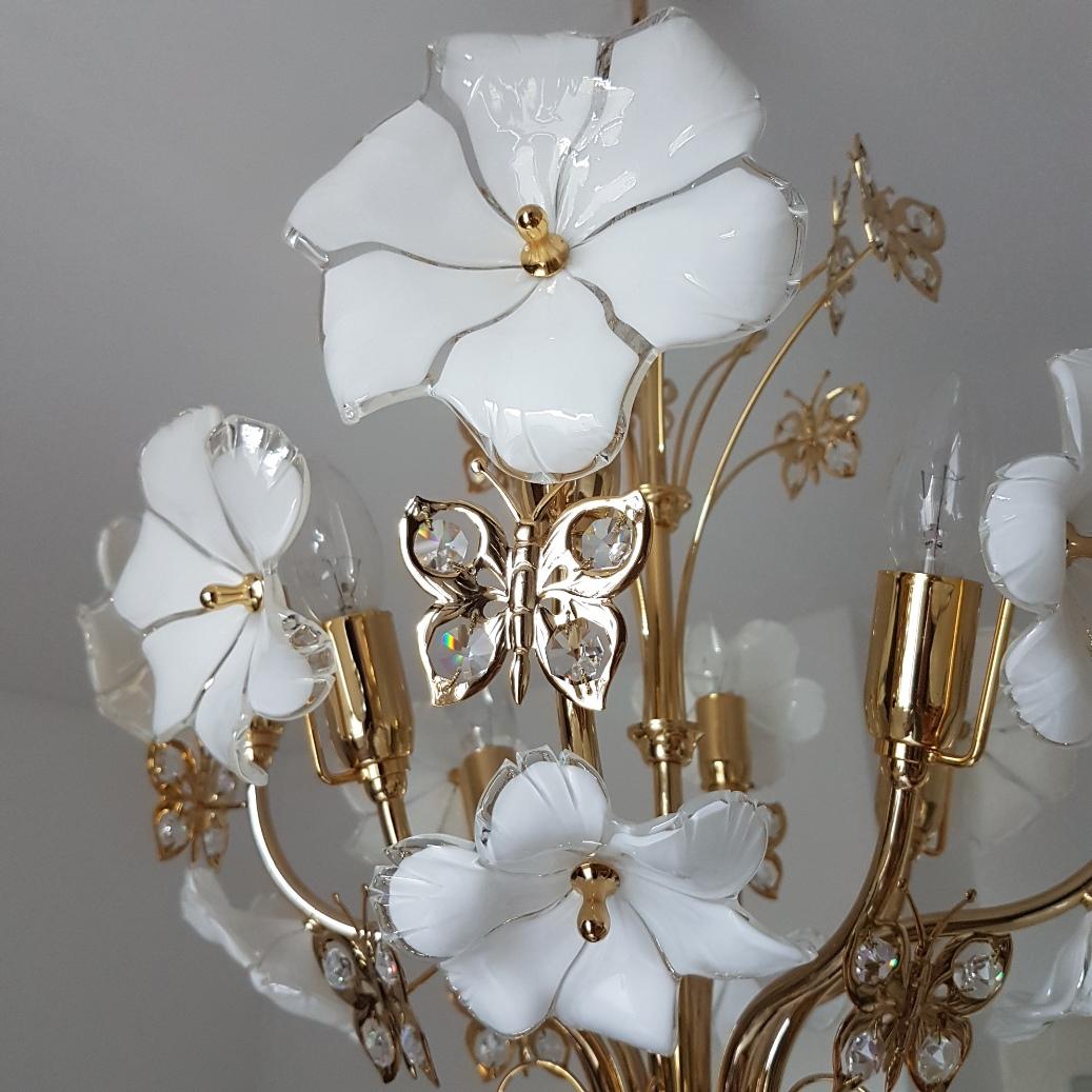 Hollywood Regency Gilt Chandelier with Murano Glass Flowers and Swarovski Crystals by Murano, 1990 For Sale