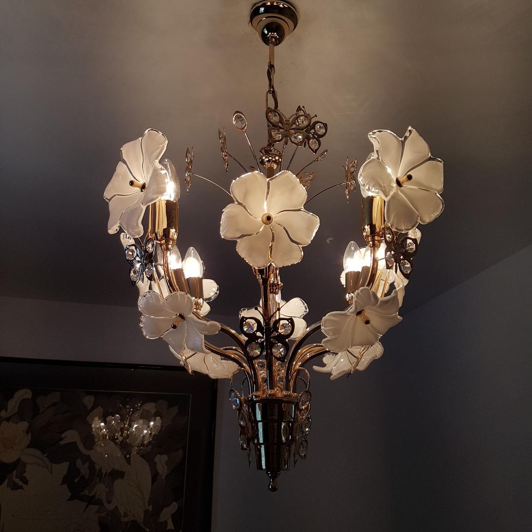 Gilt Chandelier with Murano Glass Flowers and Swarovski Crystals by Murano, 1990 For Sale 2