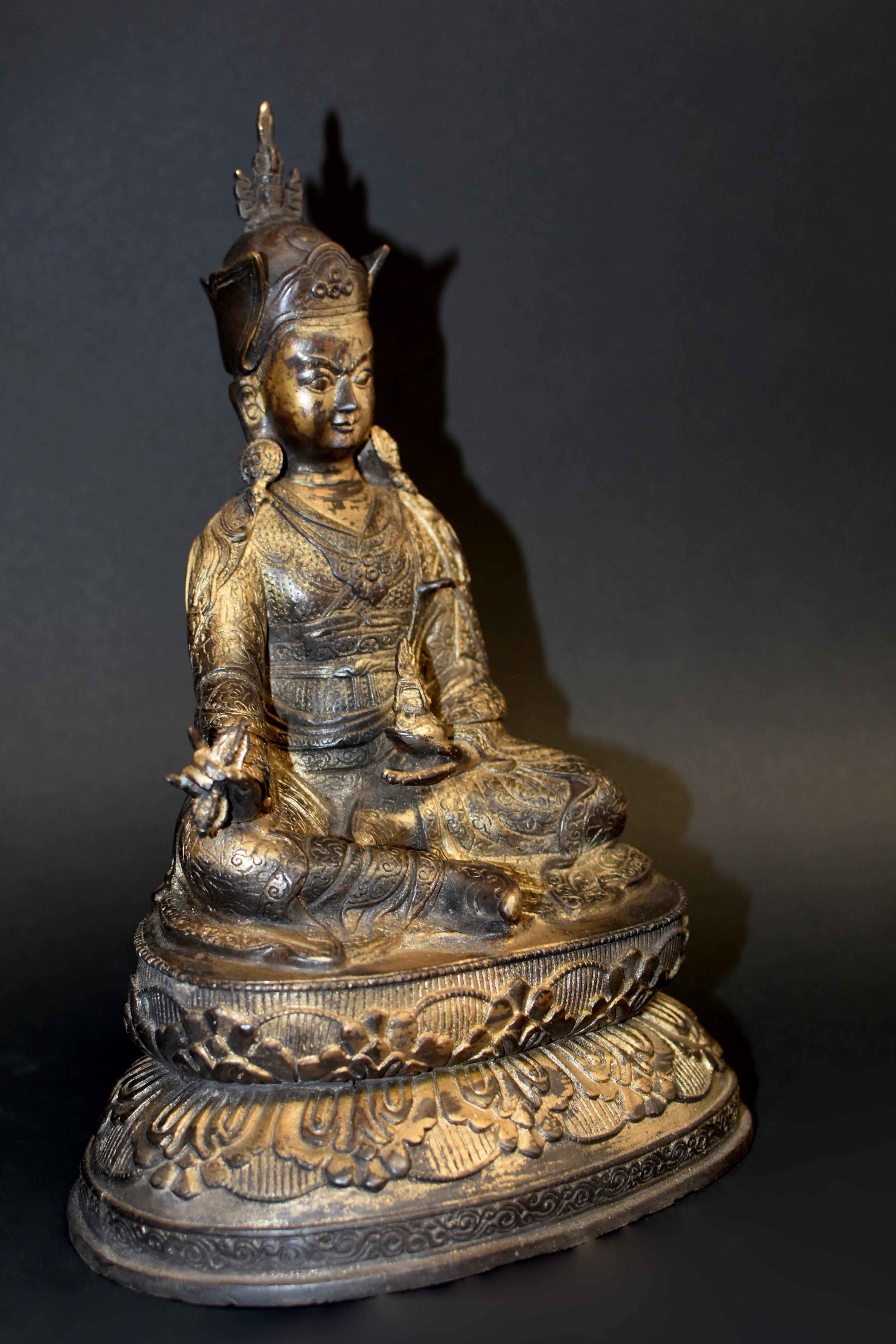 20th Century Gilt Copper Tibetan Statue of Teacher Padma Sambhav For Sale