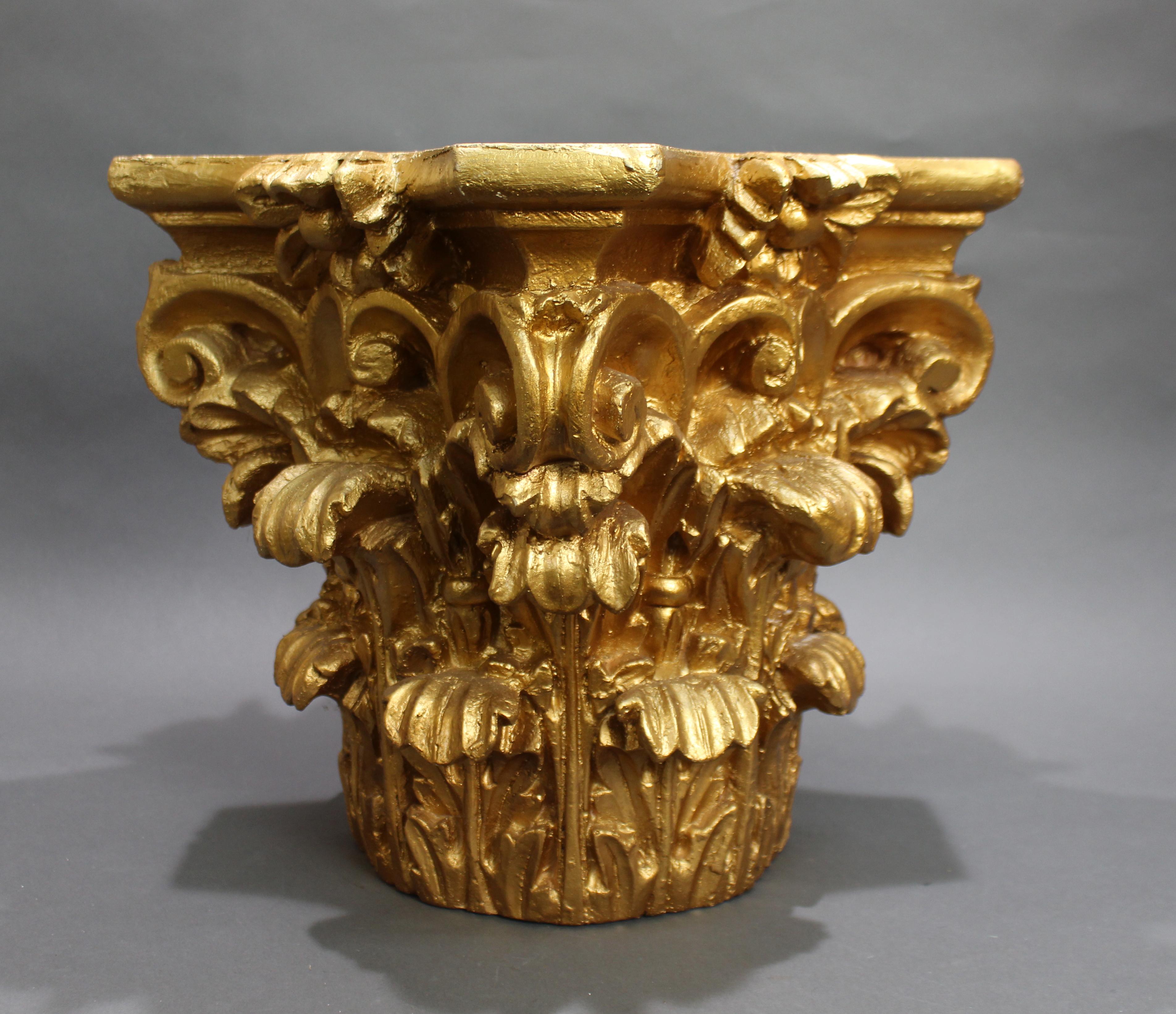 Gilt Corinthian Capital Pedestal Base In Good Condition In Worcester, GB