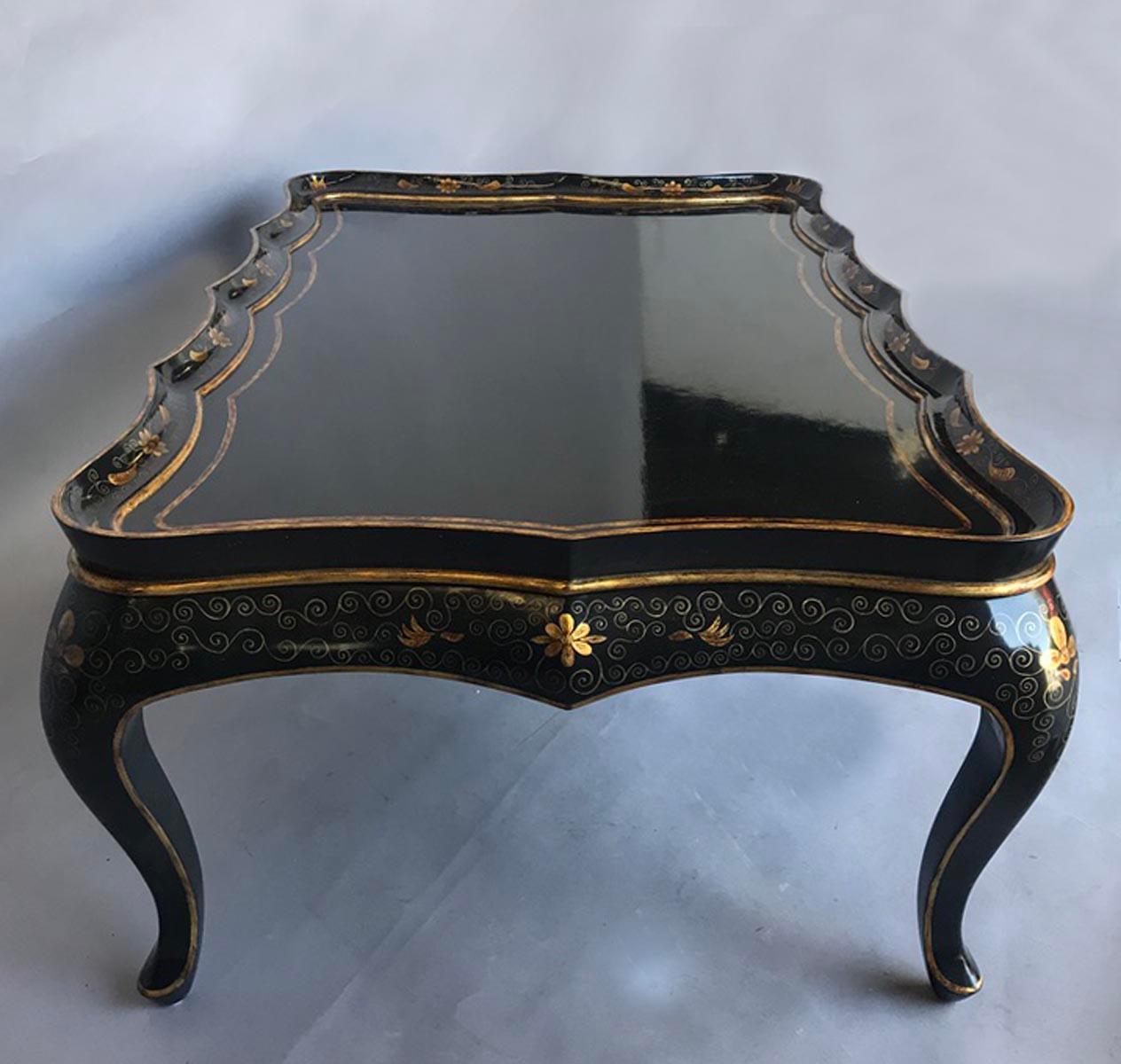 Chinoiserie Gilt Decorated Coffee Table