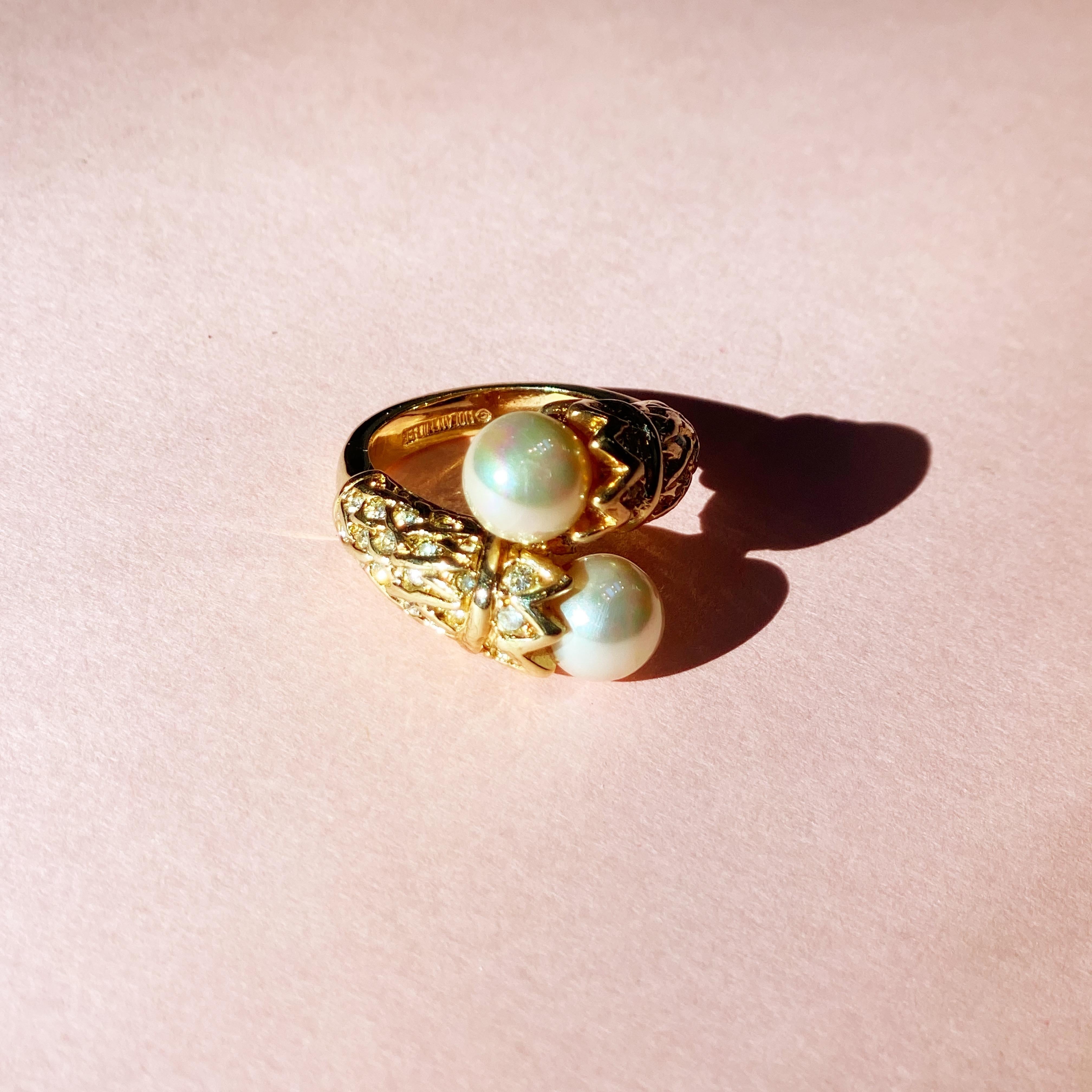 Gilt Double Pearl Ring with Rhinestone Crystals (Size 6) by Nolan Miller, 1980s 4