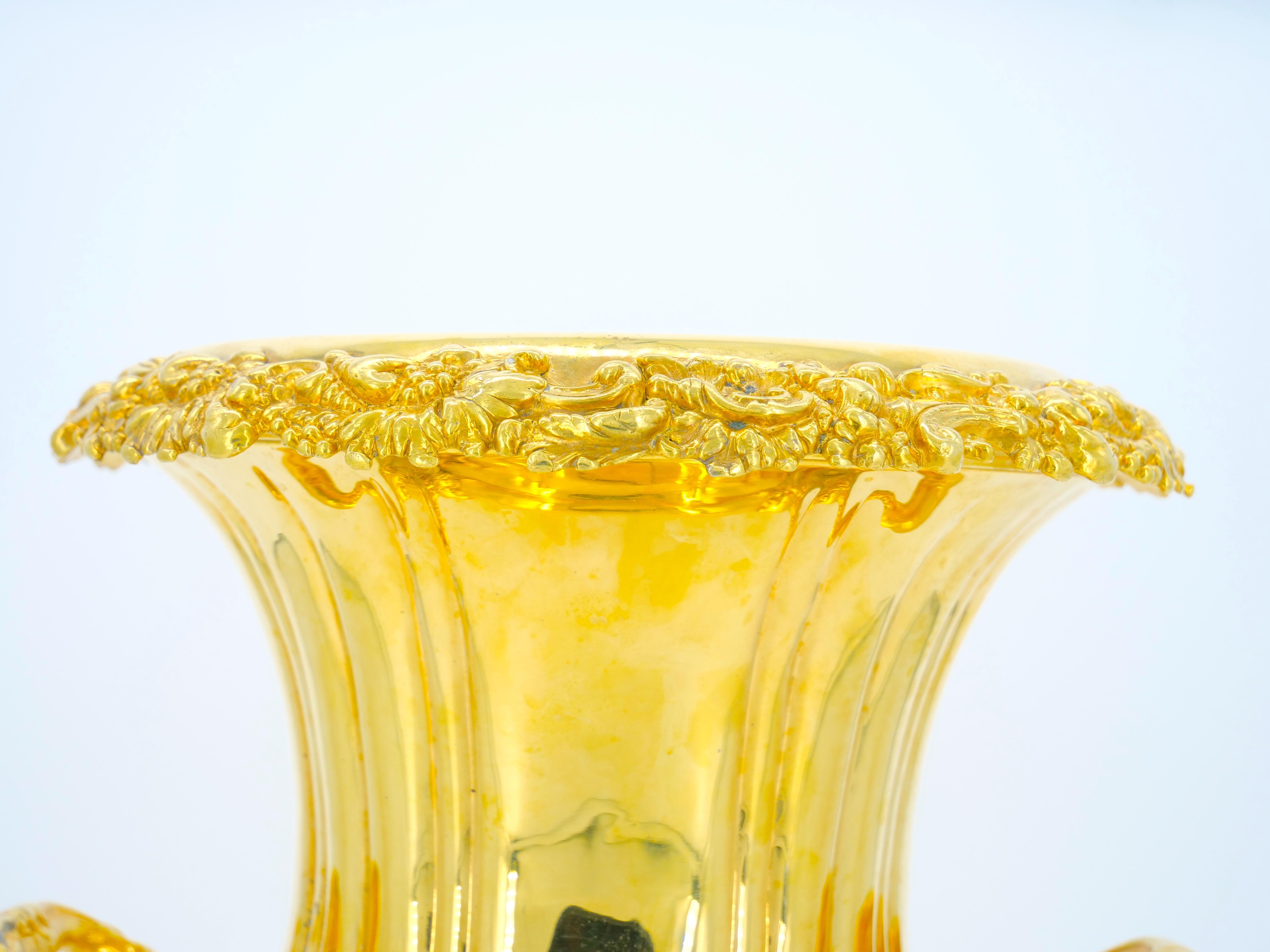 Vase Campana en métal argenté et doré Refroidisseur à vin / seau à glace Bon état - En vente à Tarry Town, NY
