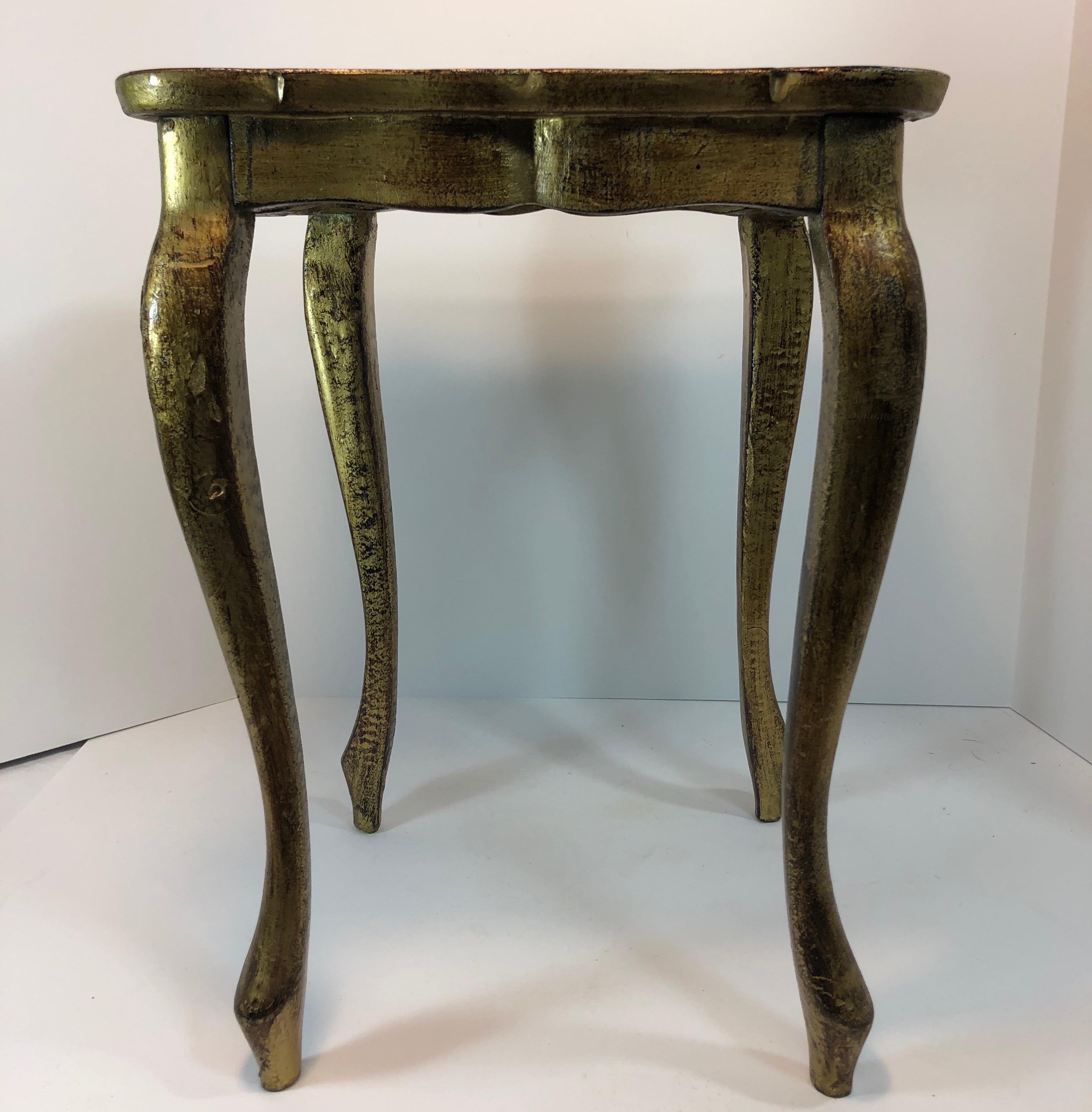 Gilt Finish Florentine Side Table In Good Condition In New York, NY