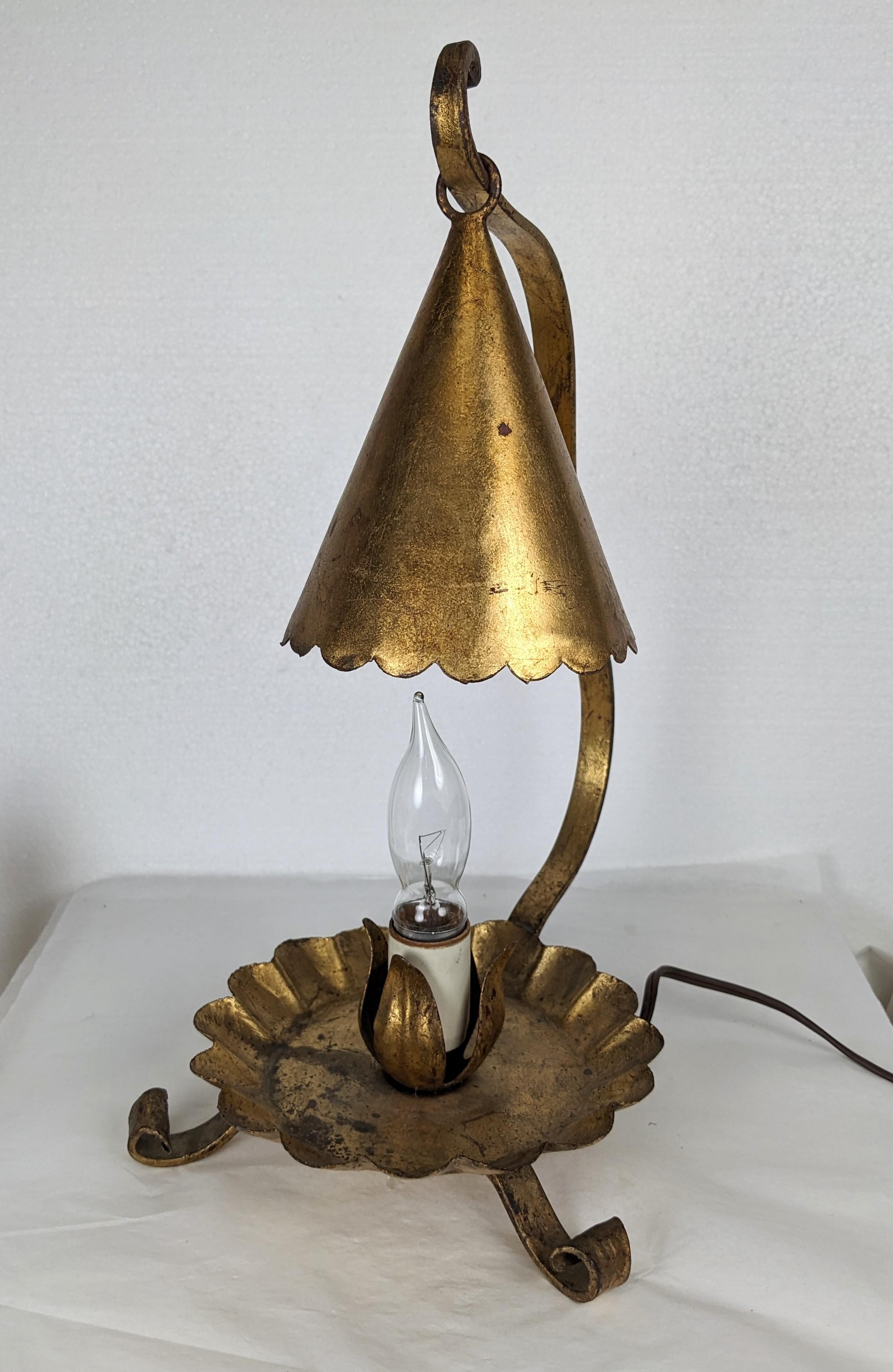 Baroque Lampe éteignoir à bougie Florentine dorée en vente