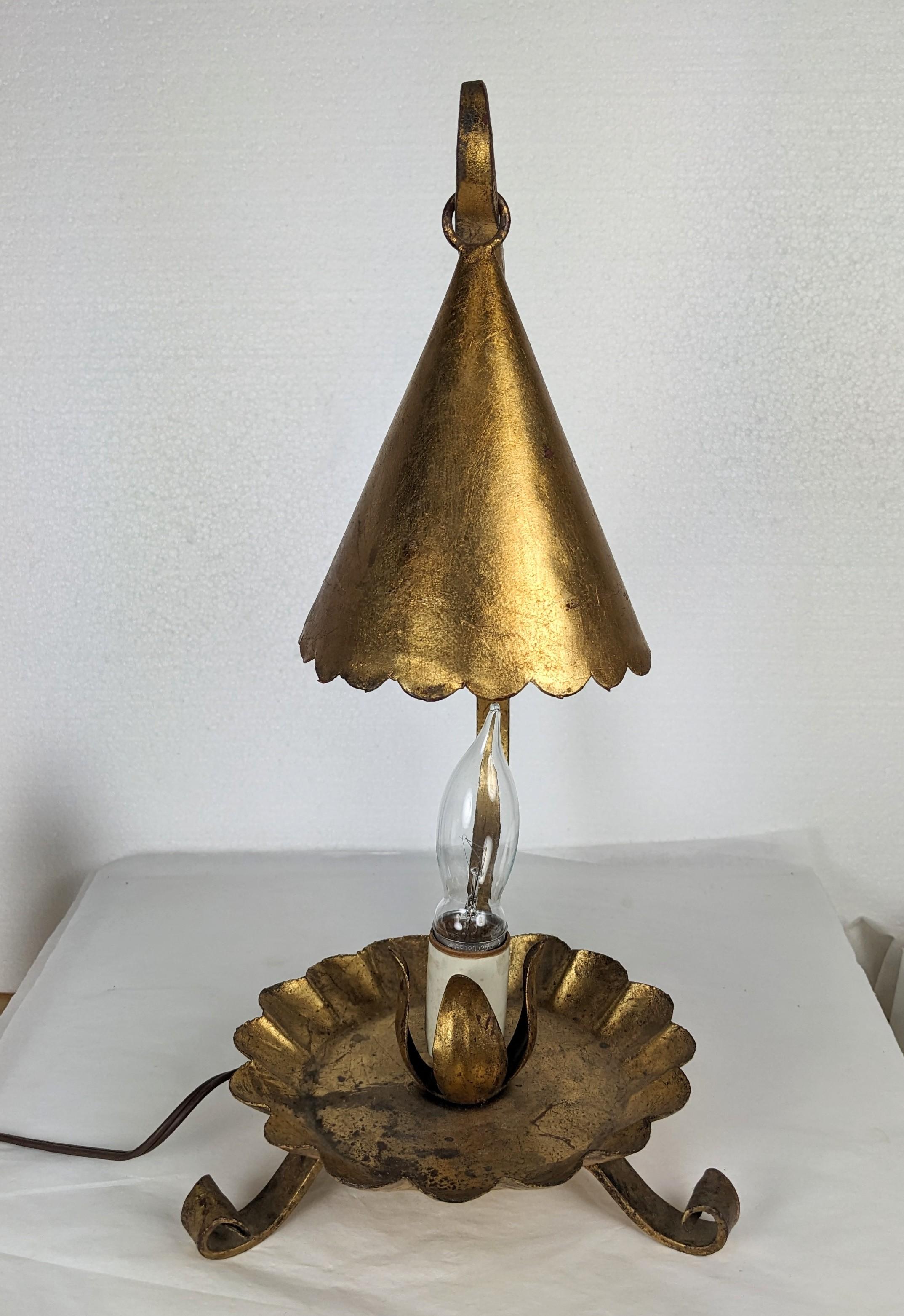 Laiton Lampe éteignoir à bougie Florentine dorée en vente