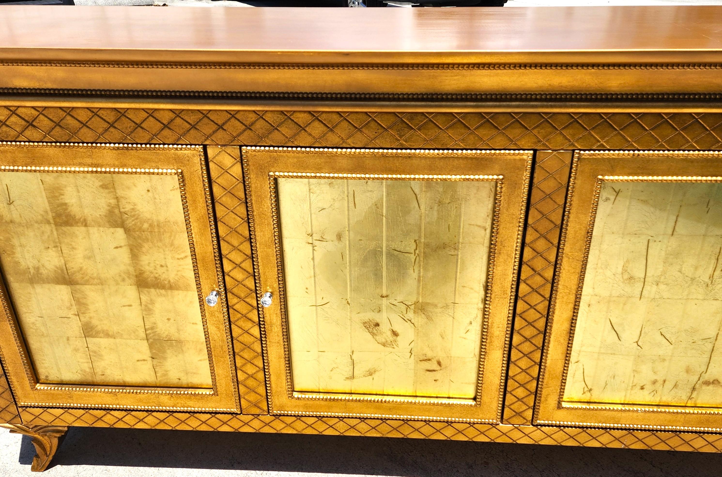 XXI secolo e contemporaneo Buffet Foglia d'oro dorato Credenza Bar Cabinet Custom MADE 95 in vendita