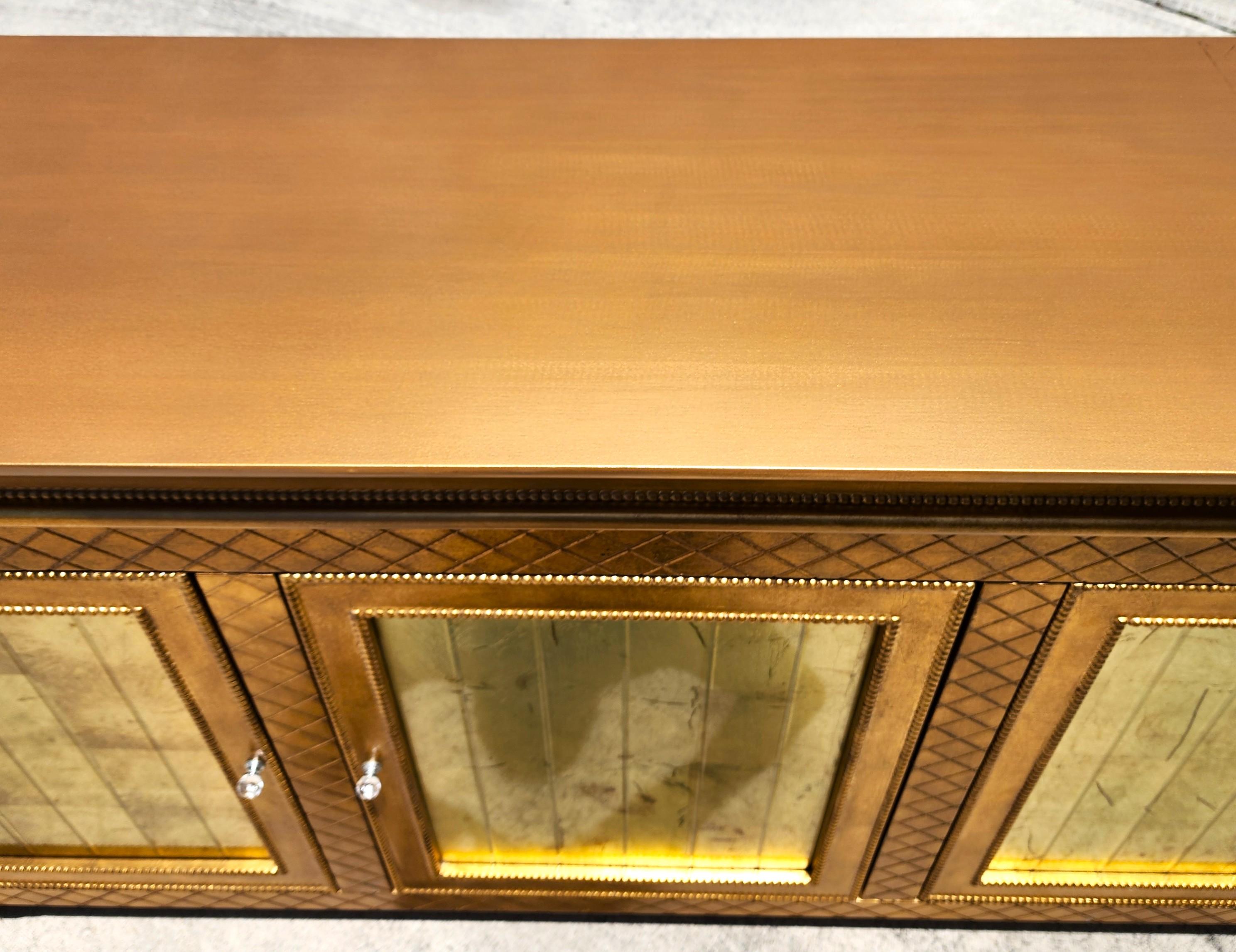 Buffet Foglia d'oro dorato Credenza Bar Cabinet Custom MADE 95 in vendita 3