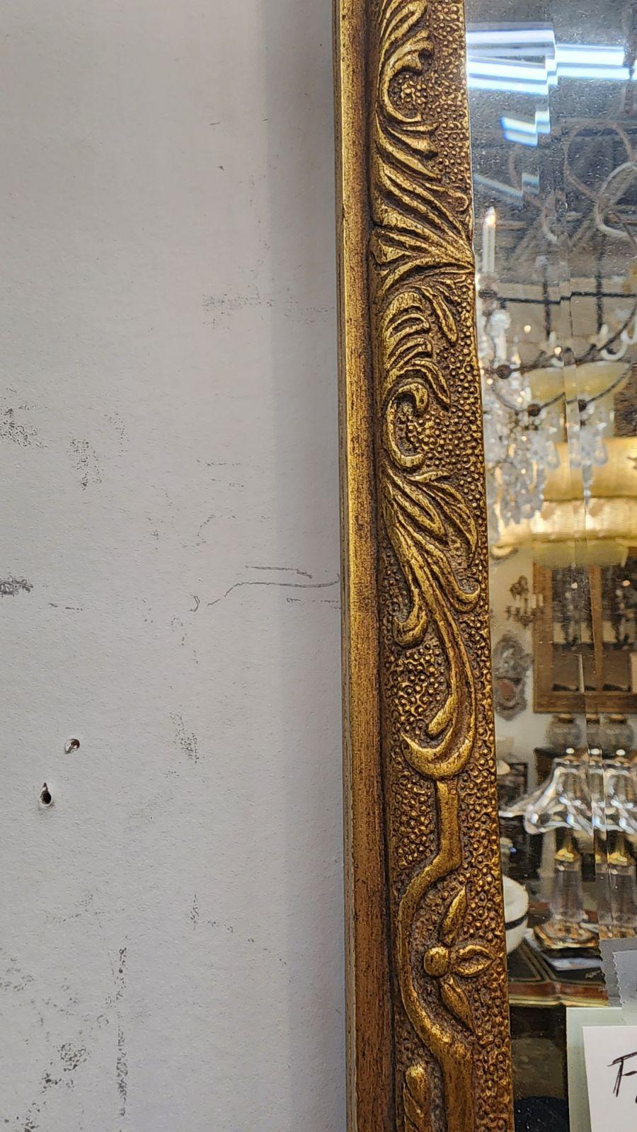 Espejo de pared dorado en Bueno estado para la venta en Dallas, TX