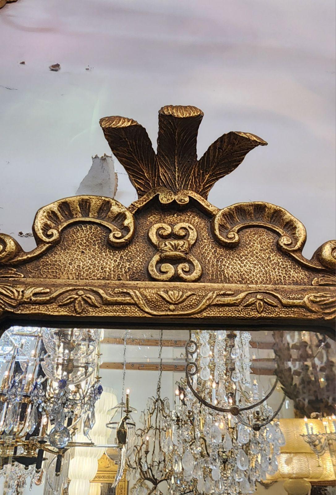 Espejo de pared dorado siglo XIX en venta