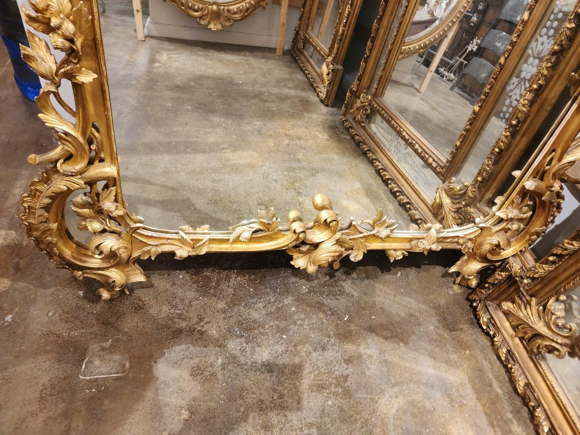 Gilt Goll french Wall Mirror In Fair Condition For Sale In Dallas, TX