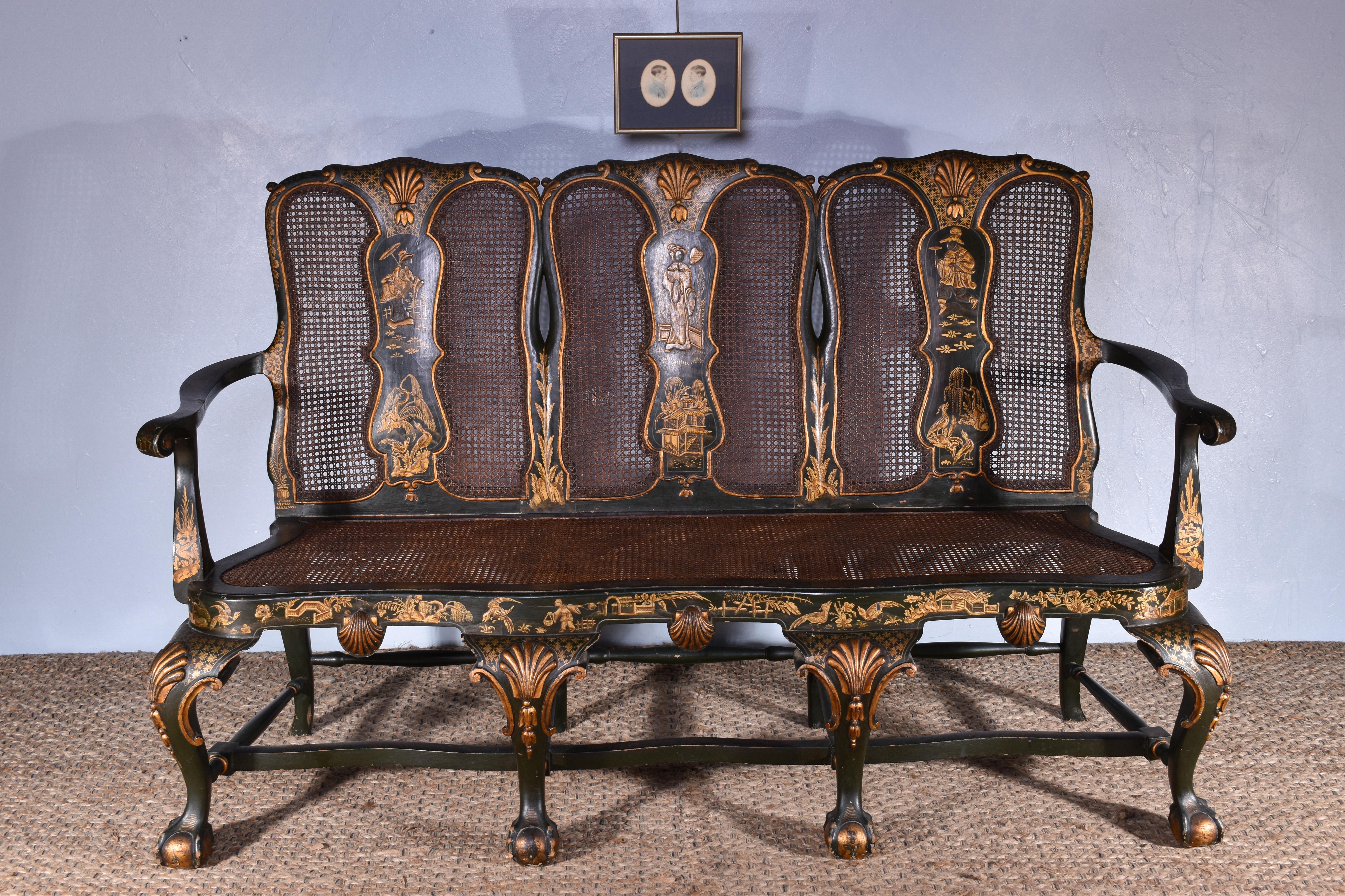Gilt & Green Japanned Suite In Good Condition For Sale In Darlington, GB