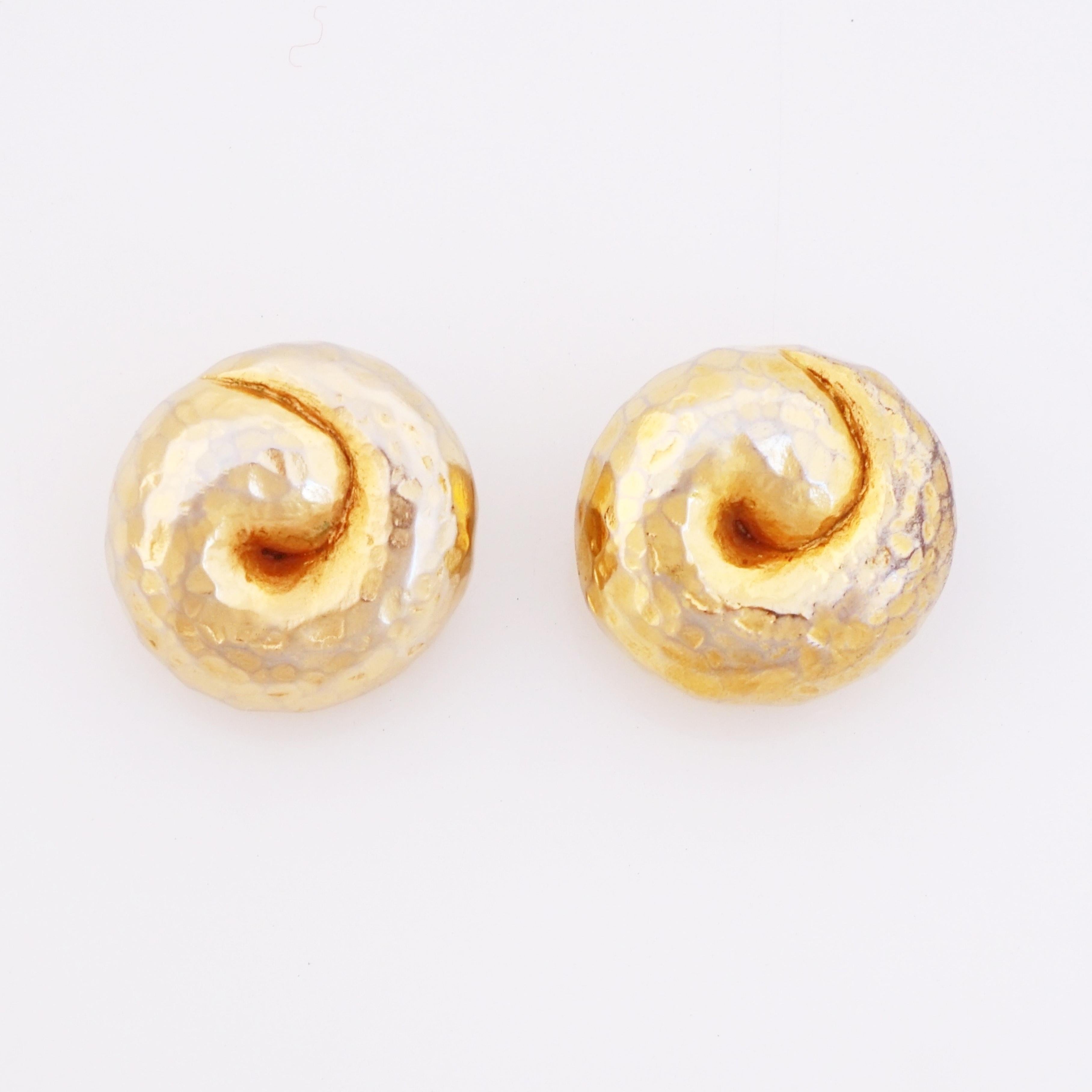 Modern Gilt Hammered Puffy Swirl Earrings By Alexis Lahellec, 1980s For Sale