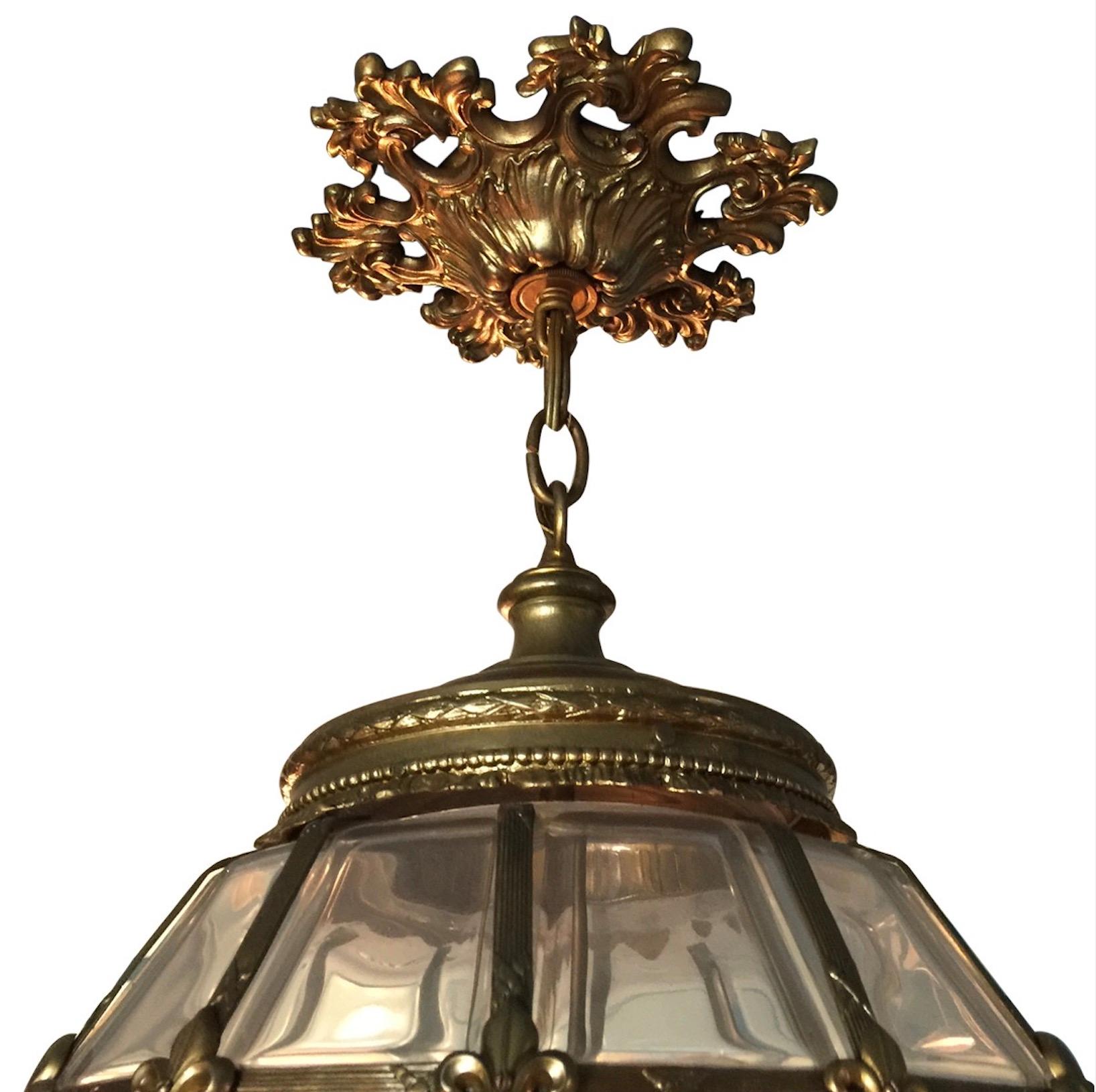 Gilt Hanging Lantern with Ceiling Escutcheon In Good Condition For Sale In LOS ANGELES, CA