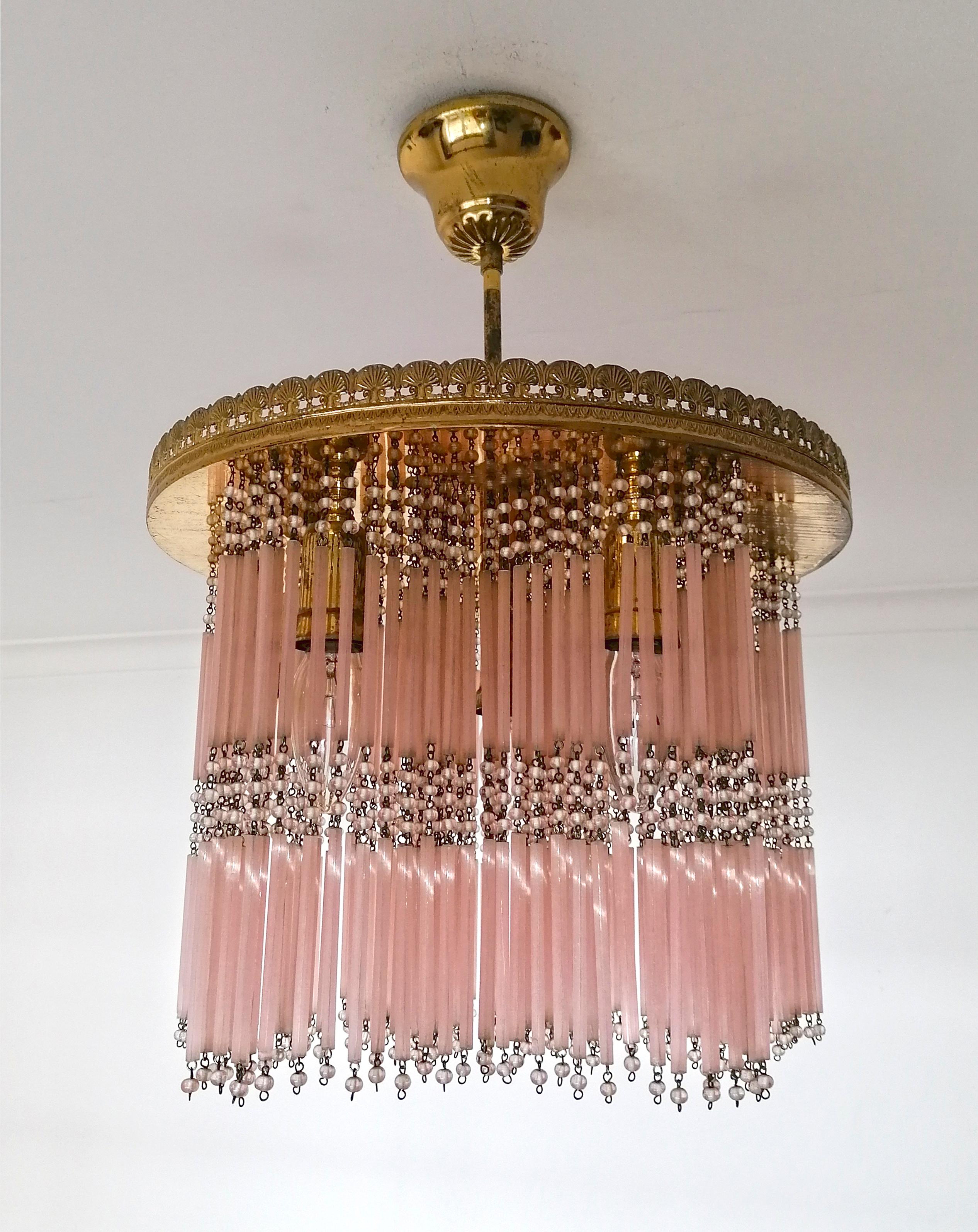 Gilt Hollywood Regency Star-shaped Chandelier Straw Fringes in Pink Murano Glass For Sale 9
