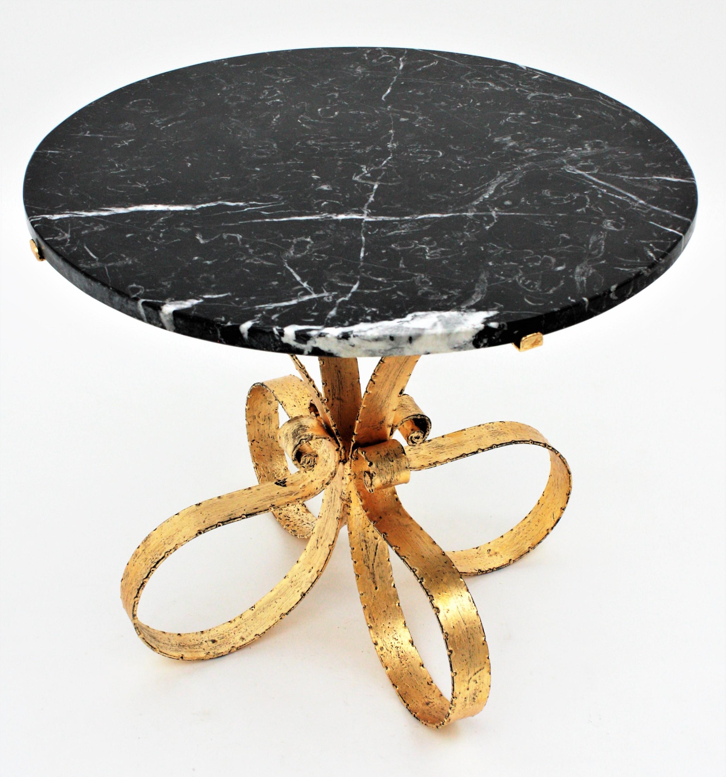 Spanish Round Coffee Table with Loop Base, Black Marble and Gilt Iron For Sale