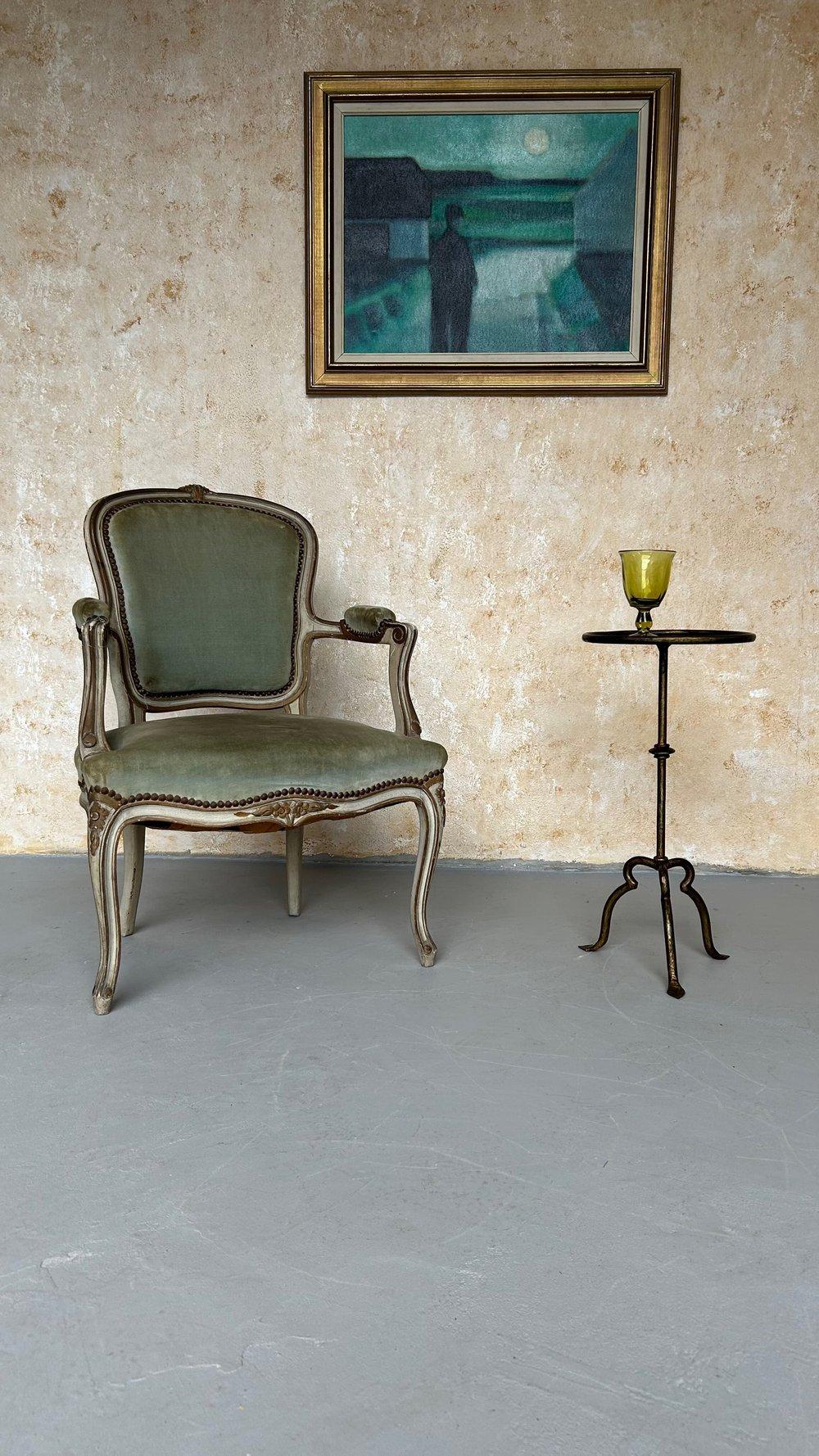 Mid-Century Modern Gilt Iron Drinks Table on Arched Tripod Base For Sale