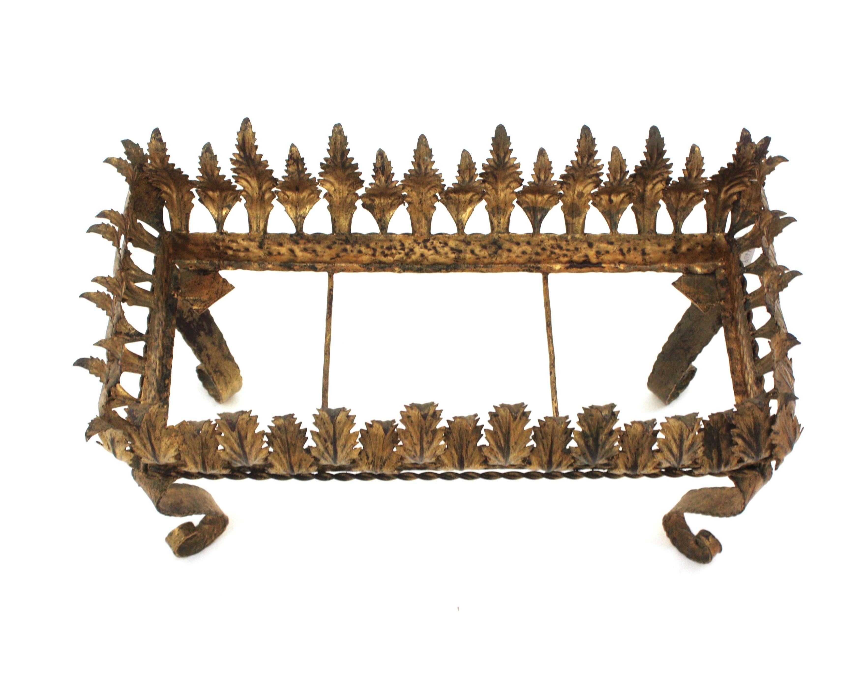 Gilt Iron Foliage Planter Jardinière, 1940s 8