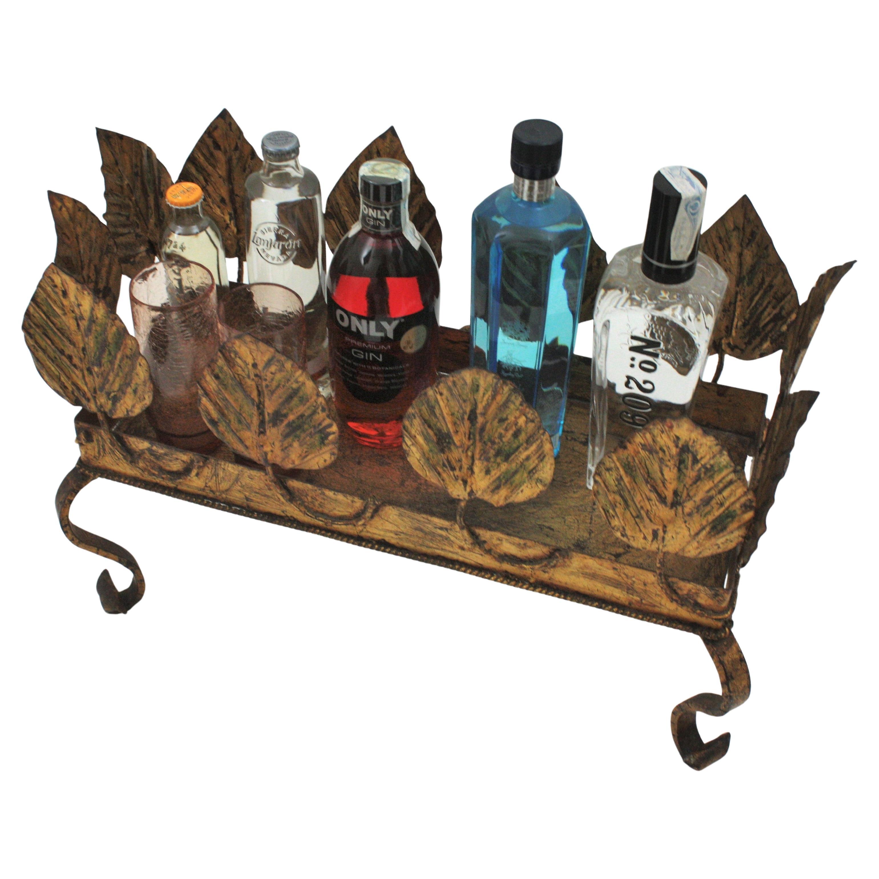 Gilt Iron Foliage Planter Jardinière, 1940s In Good Condition For Sale In Barcelona, ES