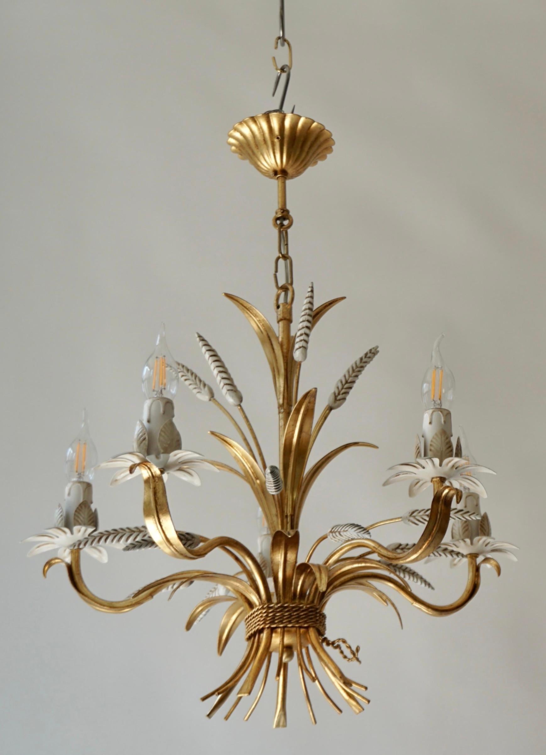 Hollywood Regency Gilt Italian Floral sheaf of wheat five-light chandeliers Coco Chanel For Sale