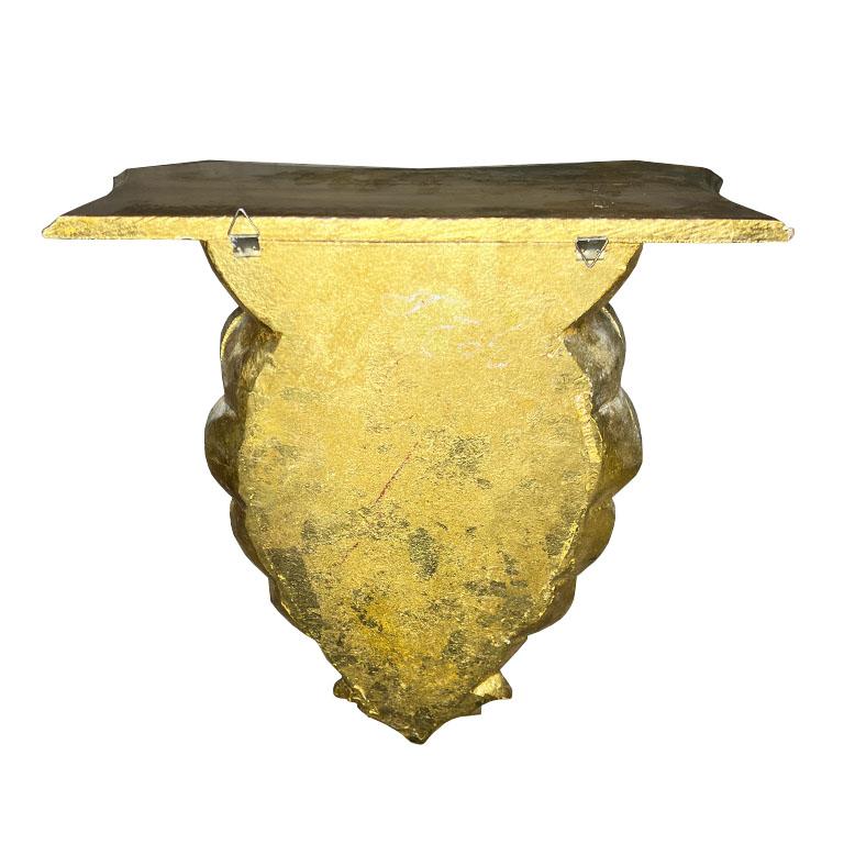 Gilt Italian Florentine Shell Mounted Wall Shelf with Gold Shell Motif - Italy In Good Condition For Sale In Oklahoma City, OK