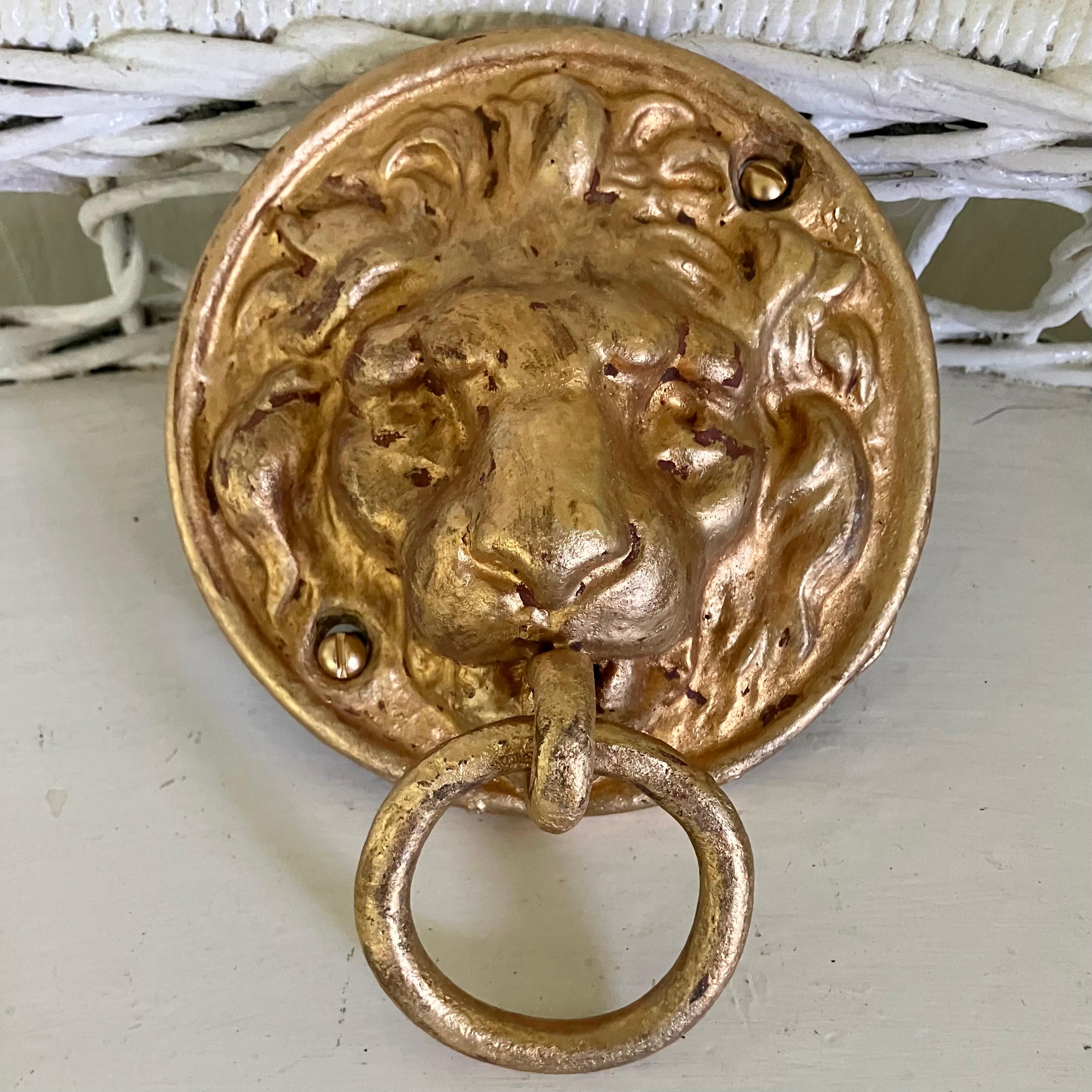 Neoclassical Gilt Lion Ring Handled Bridle Hitch For Sale
