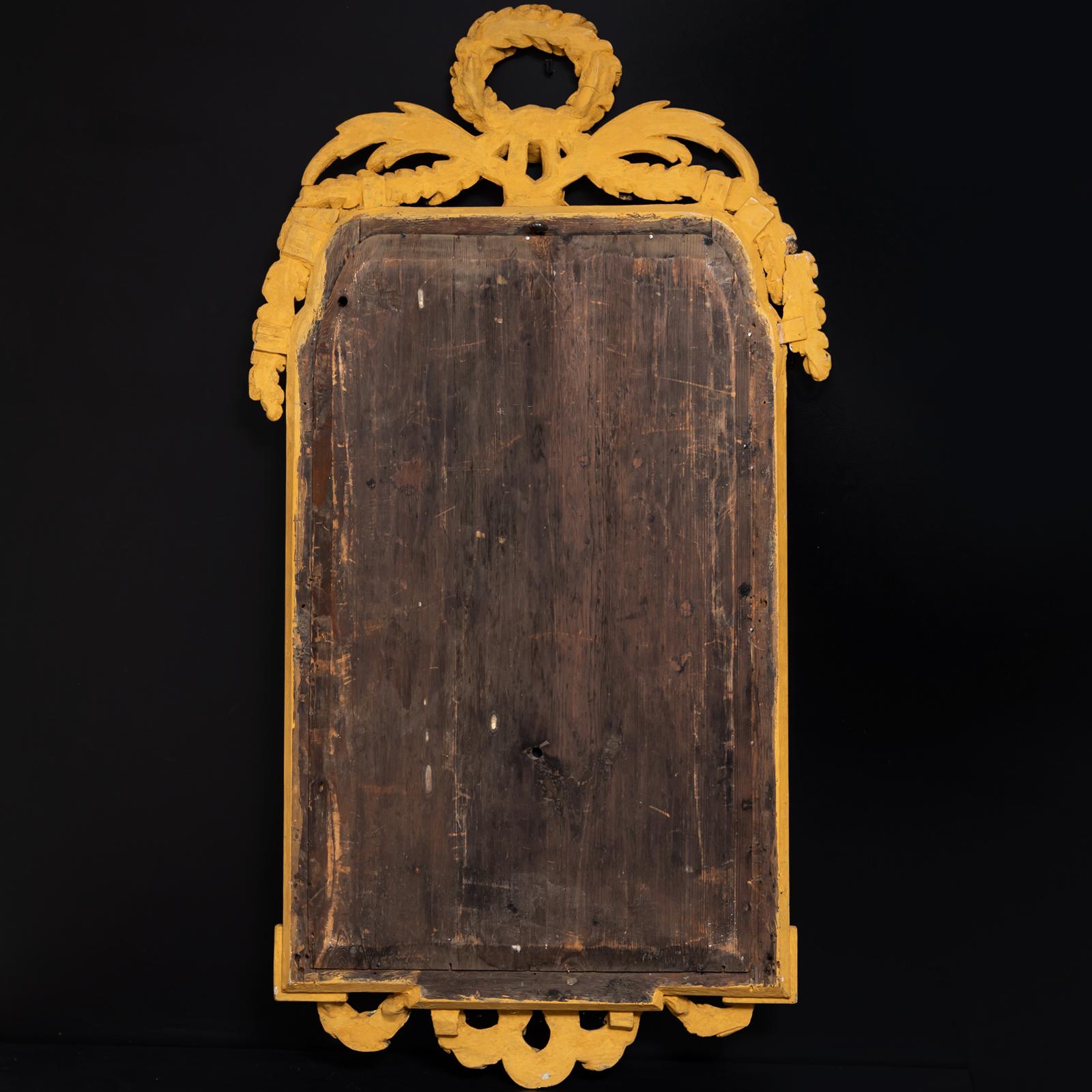Miroir mural doré Louis Seize, fin du XVIIIe siècle en vente 2