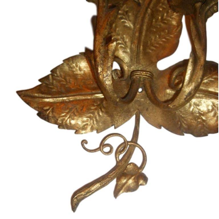 Mid-20th Century Gilt Metal Leaf-Shaped Sconces For Sale