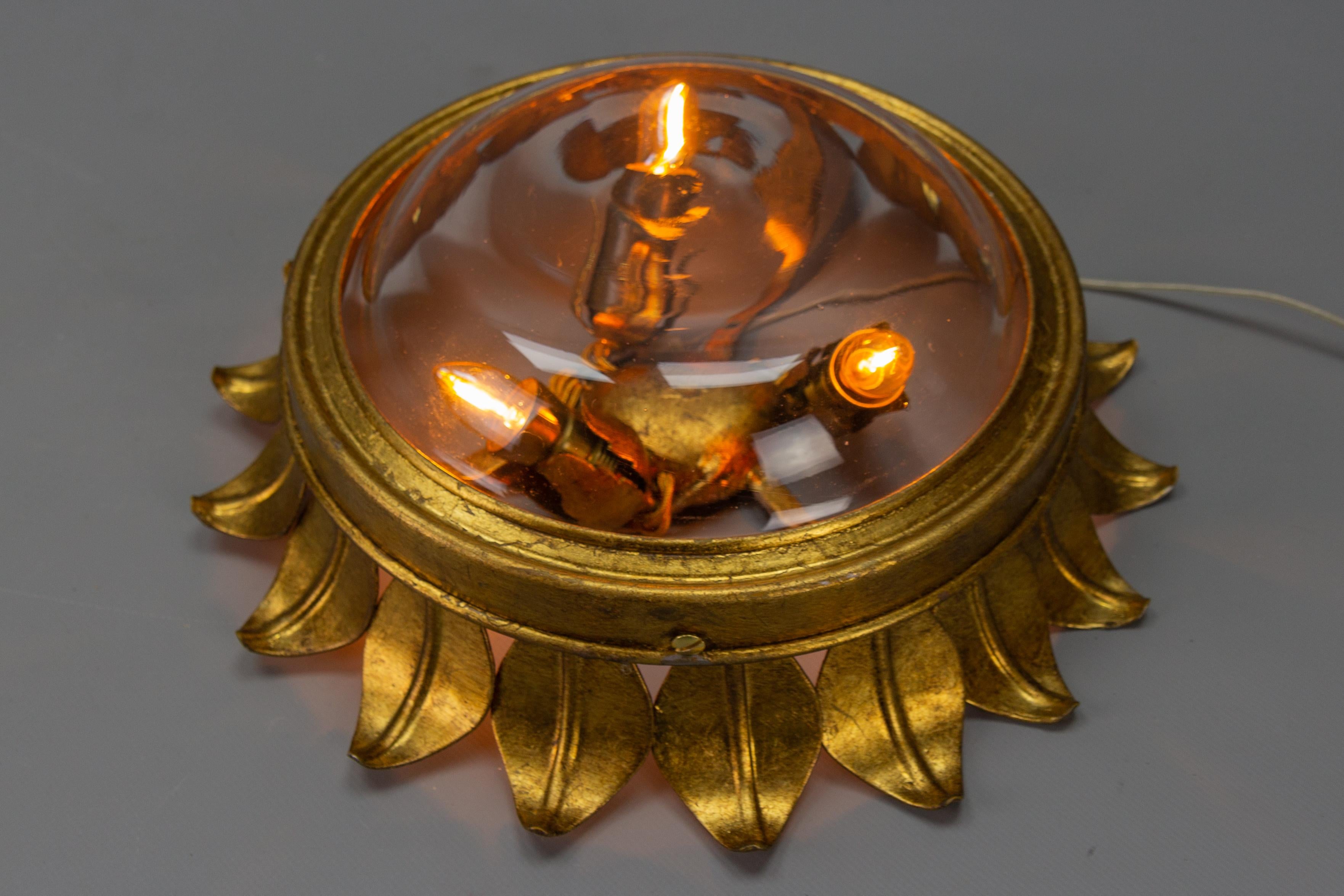 Gilt Metal and Clear Glass Sunburst Shaped Flush Mount or Wall Light, 1950s For Sale 5