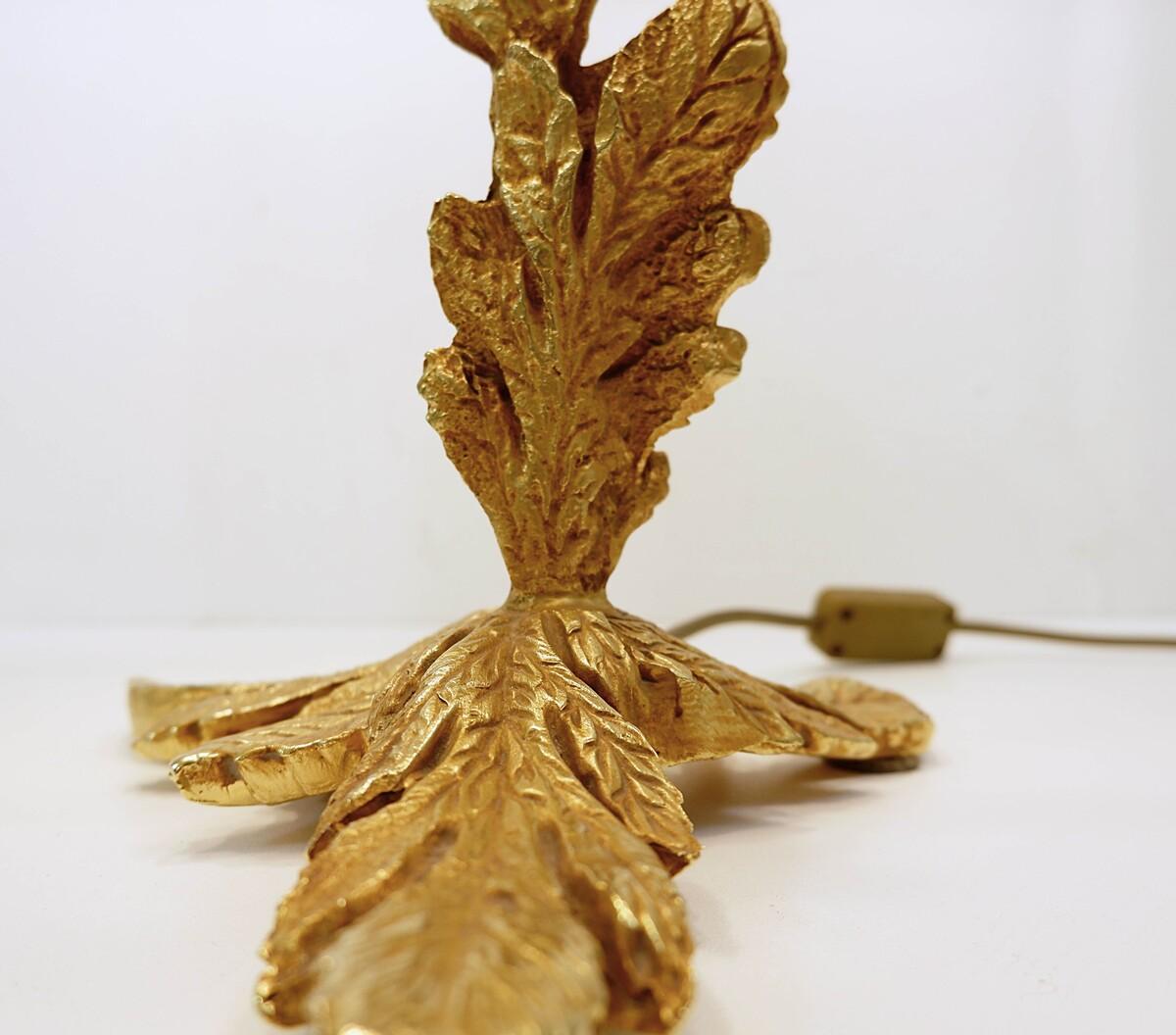 Gilt Metal Bronze Fondica Table Lamp, France For Sale 8
