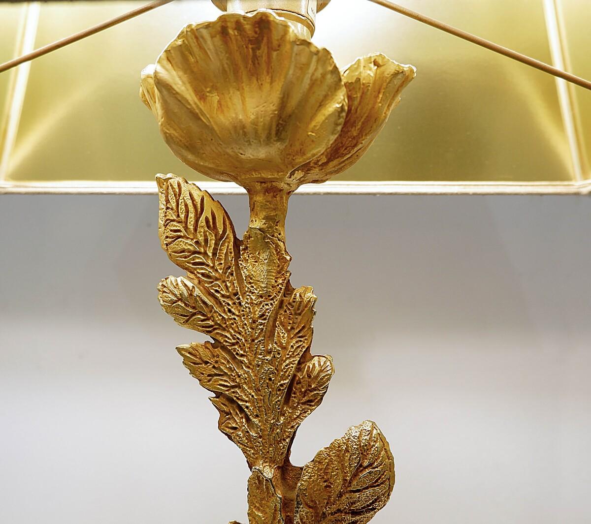 Gilt Metal Bronze Fondica Table Lamp, France For Sale 1