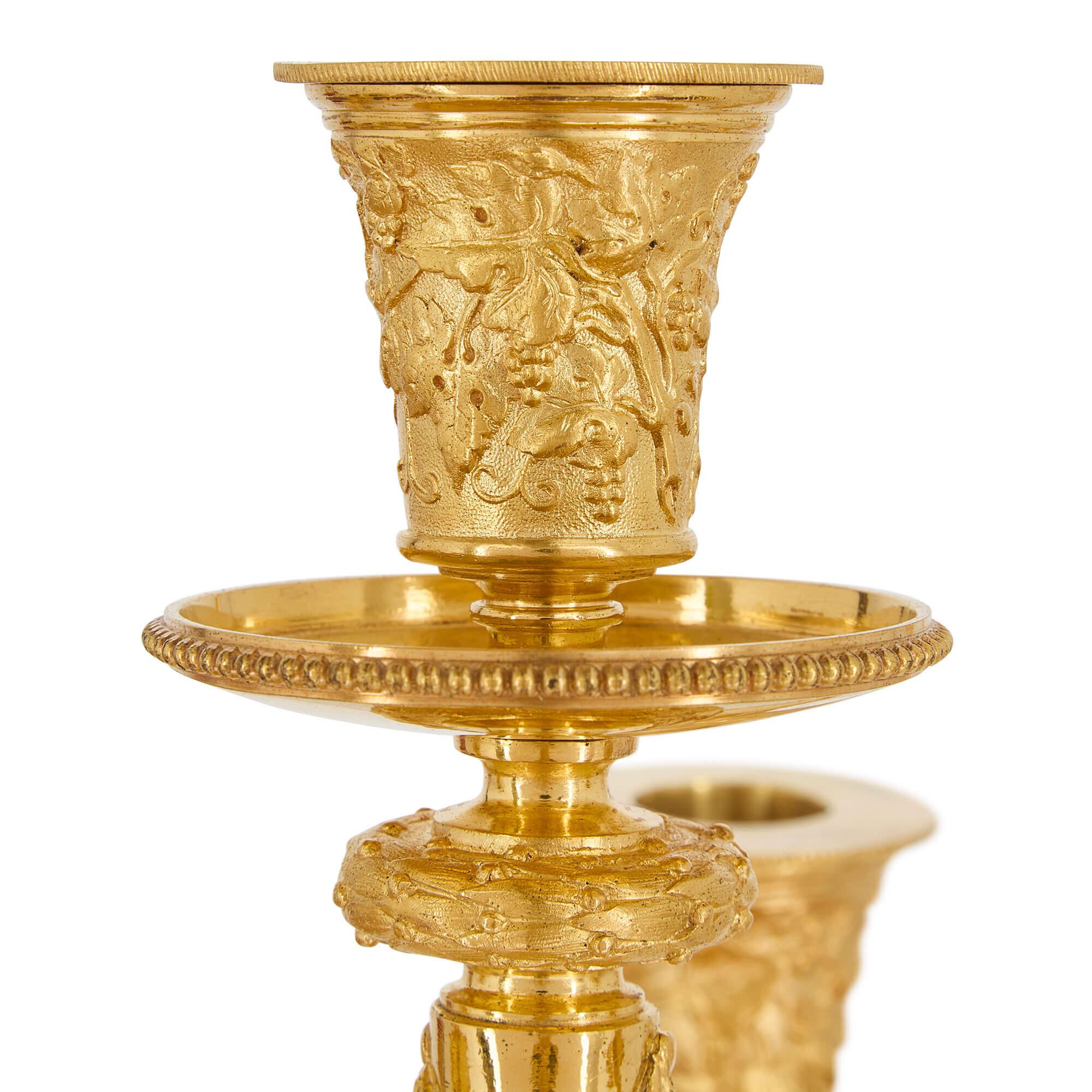 Centro de mesa de metal dorado para el duque de Esparta, de Elkington & Co. Metal en venta