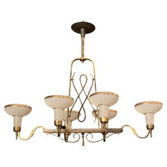 Vergoldeter Metallkronleuchter, 1950er Jahre, 6 Lichter mit Milchglasschirmen