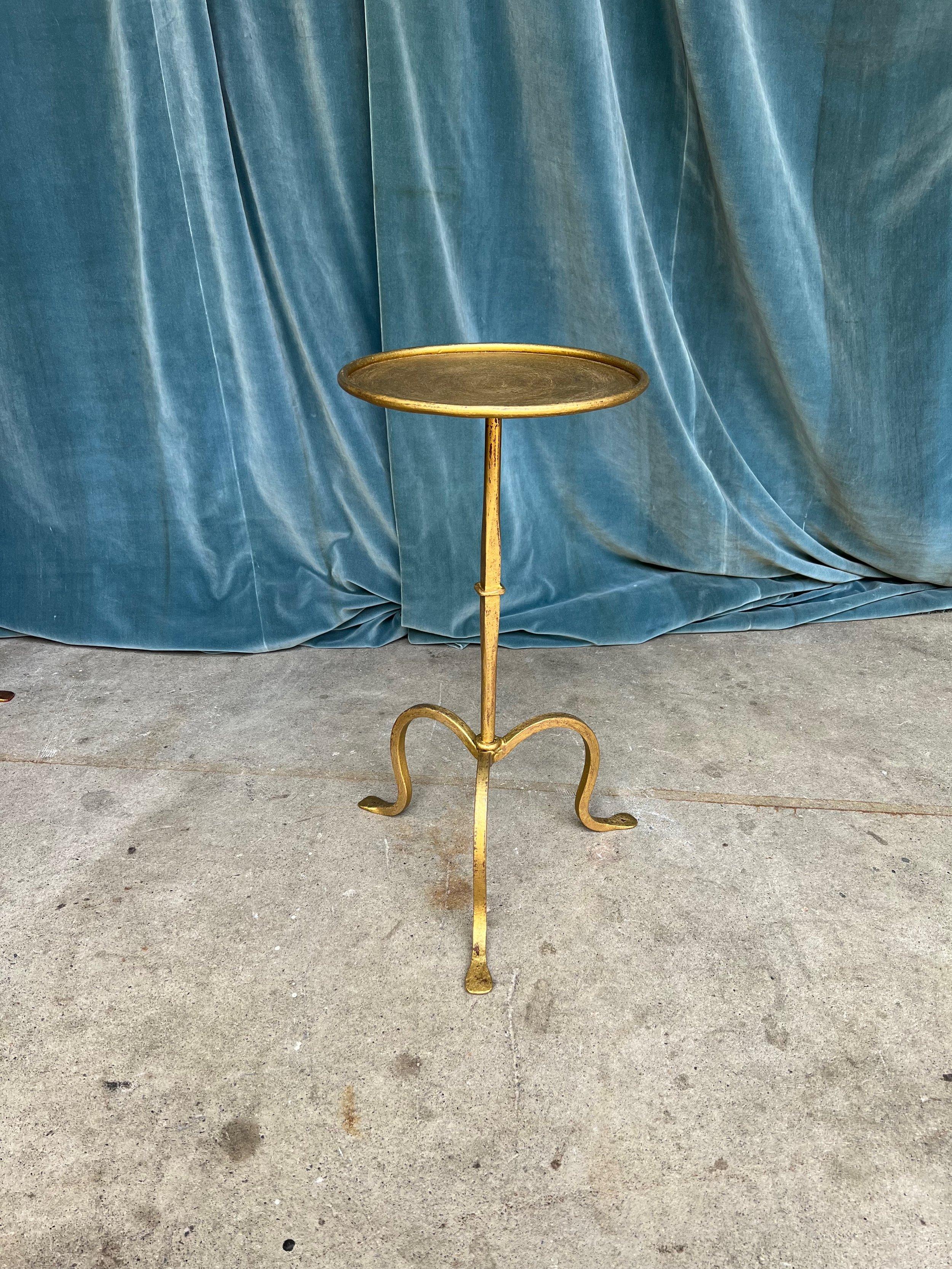 Gilt Metal Drinks Table on a Tripod Base In Good Condition In Buchanan, NY