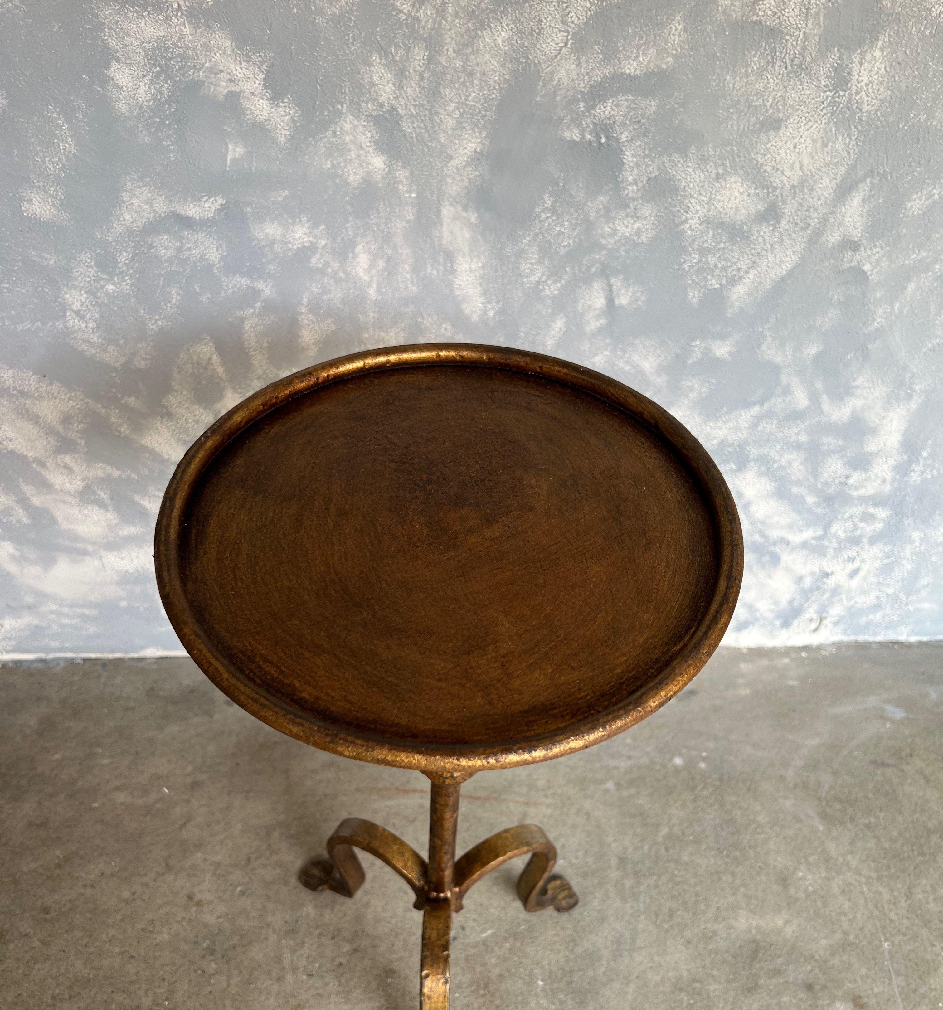 Gilt Metal Drinks Table with Central Ball Detail In Good Condition In Buchanan, NY