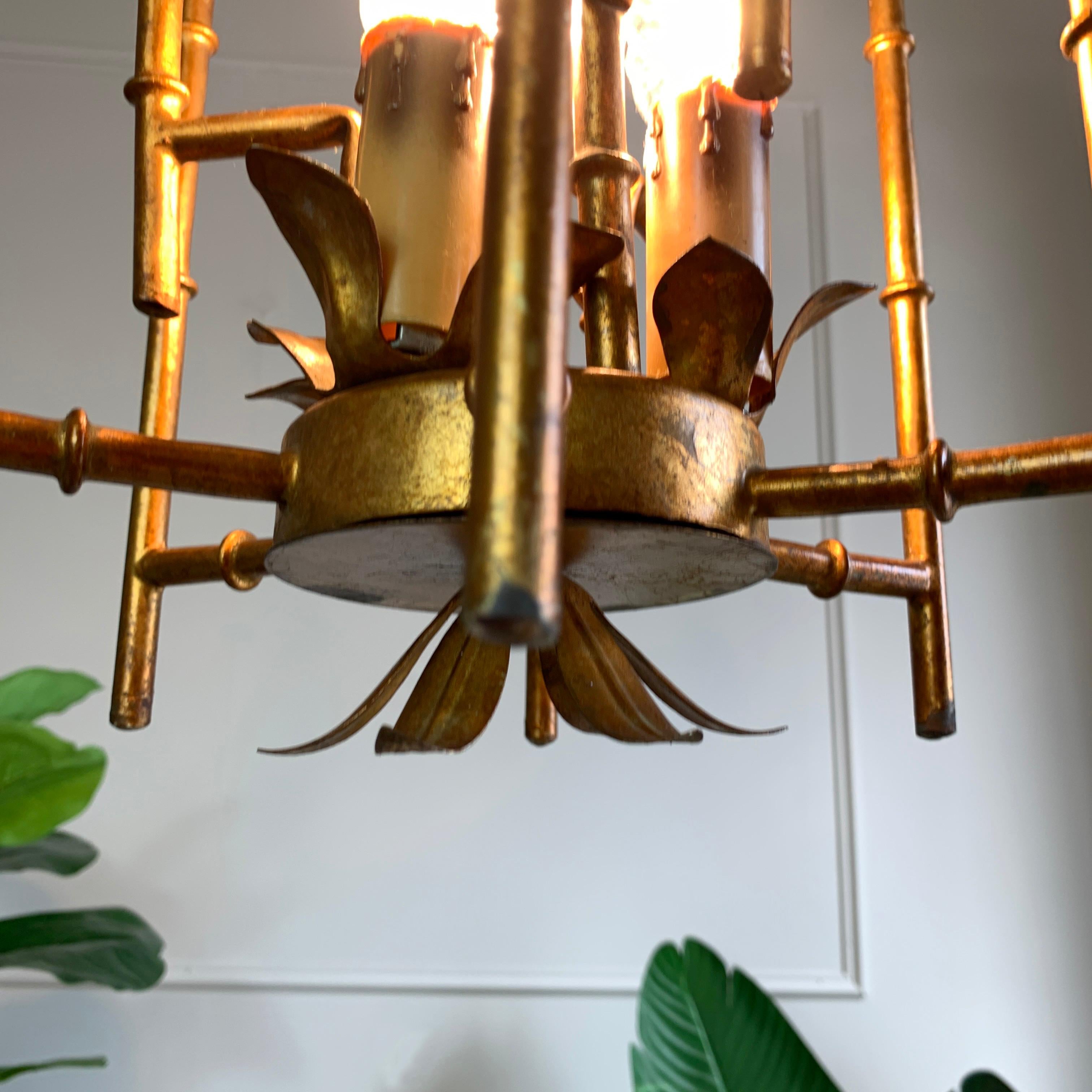 Gilt Metal Faux Bamboo Pagoda Chinoiserie Chandelier, 1960's In Good Condition In Hastings, GB