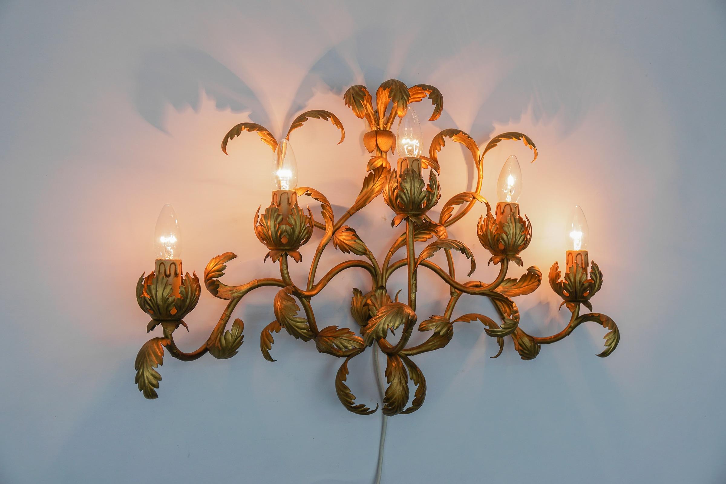 Gilt Metal Flower Wall Light Sconce by Hans Kögl, Germany For Sale 2