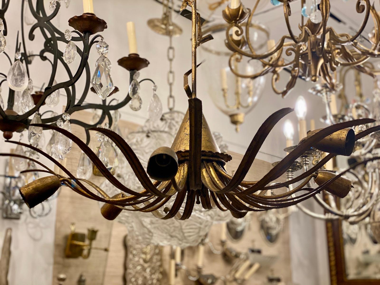 Gilt Metal Italian Mid Century Chandelier For Sale 1