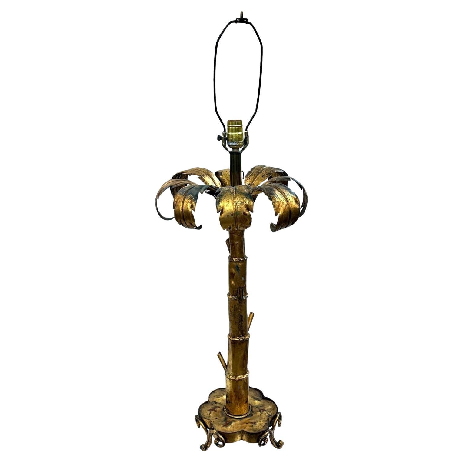Lampada da tavolo a forma di palma in metallo dorato in vendita