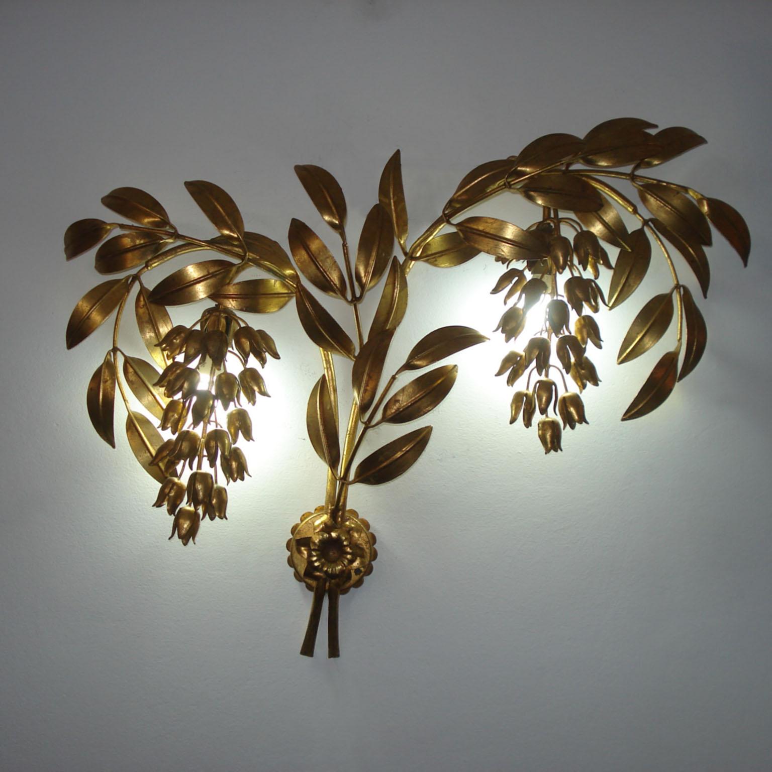 Dorato Lampada da parete con palma in metallo dorato Hans Kögl, Germania, Maison Jansen, Pioggia D'oro in vendita