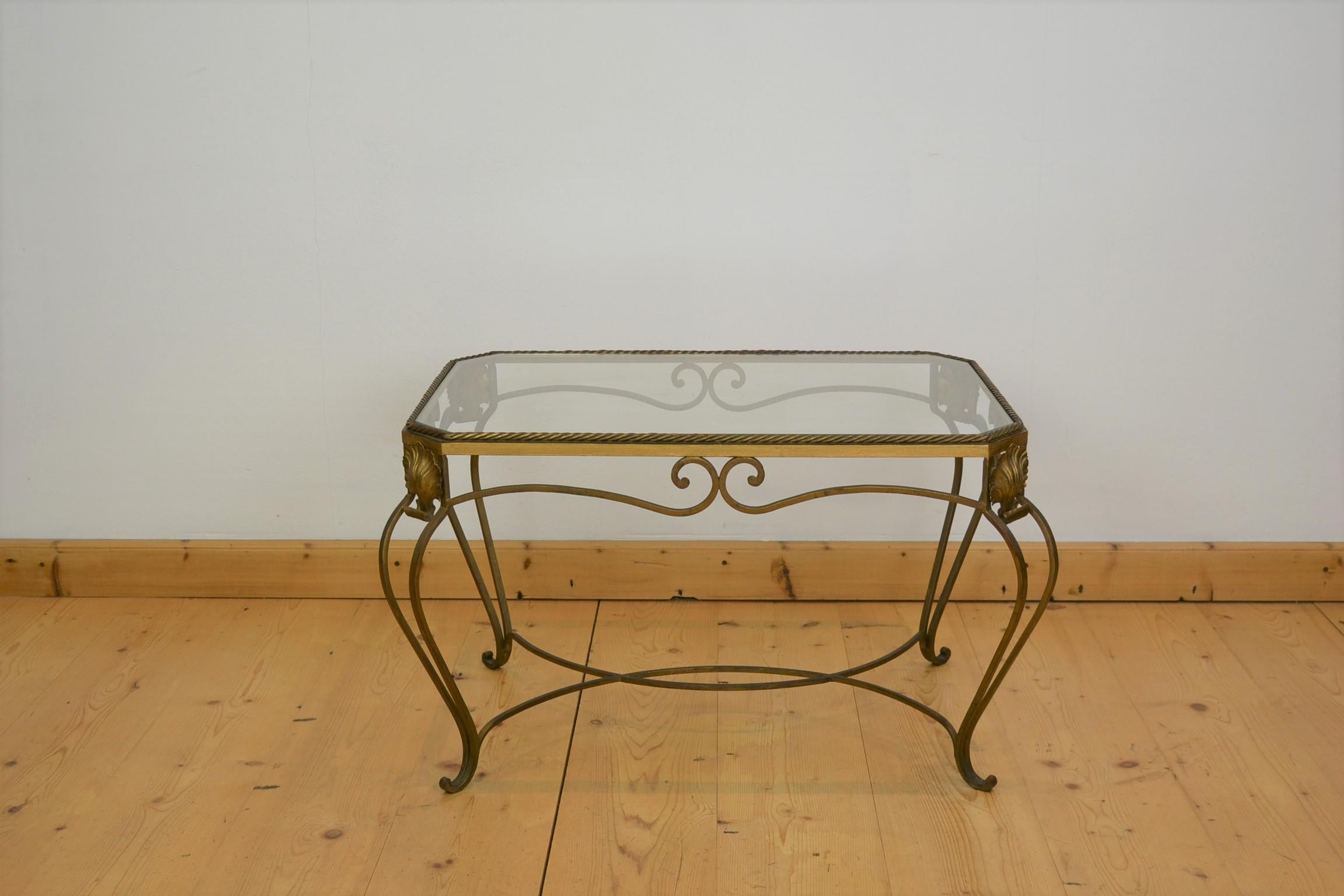 Gilt Metal Side Table, Coffee Table with Ropes and Shell For Sale 4