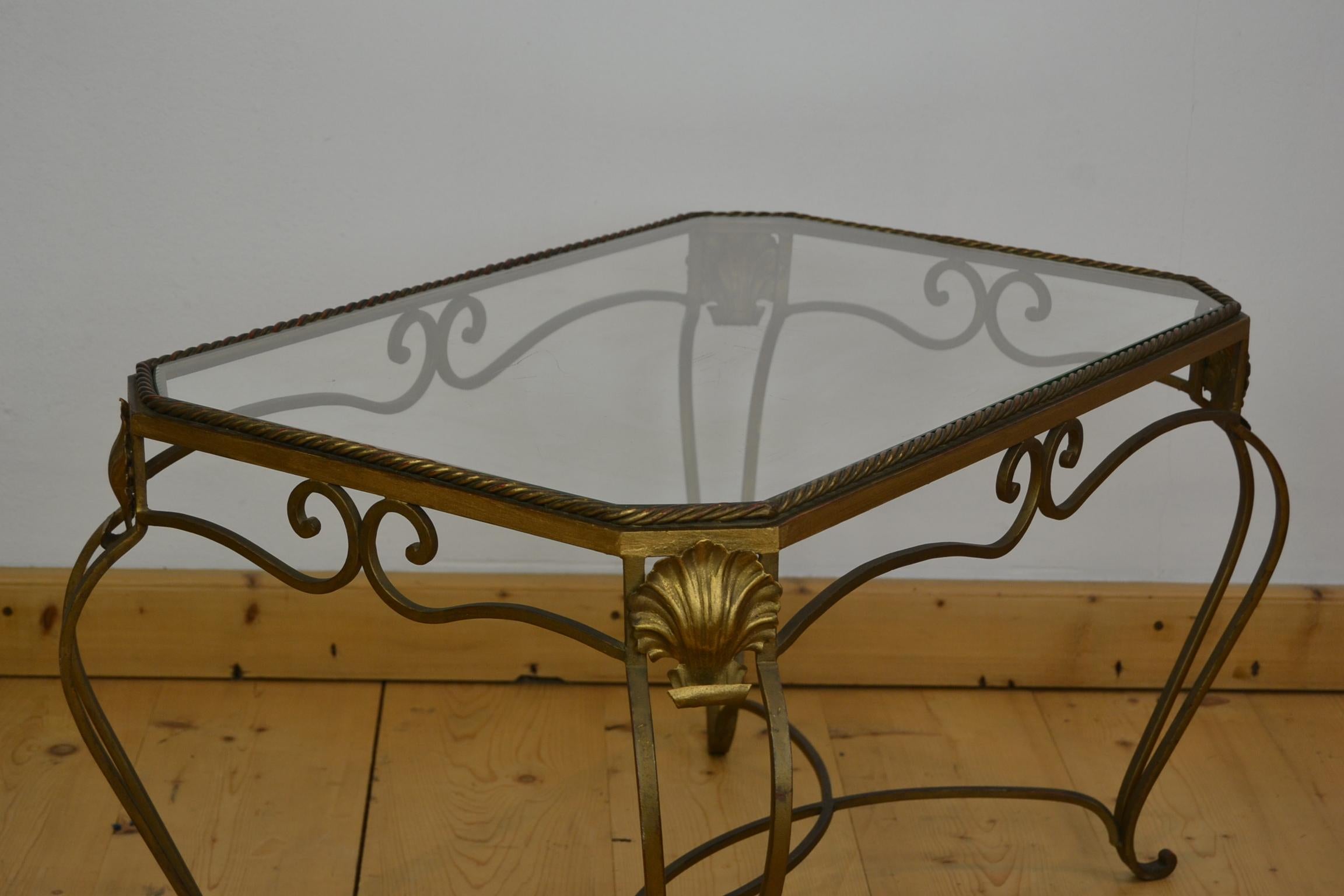 20th Century Gilt Metal Side Table, Coffee Table with Ropes and Shell For Sale